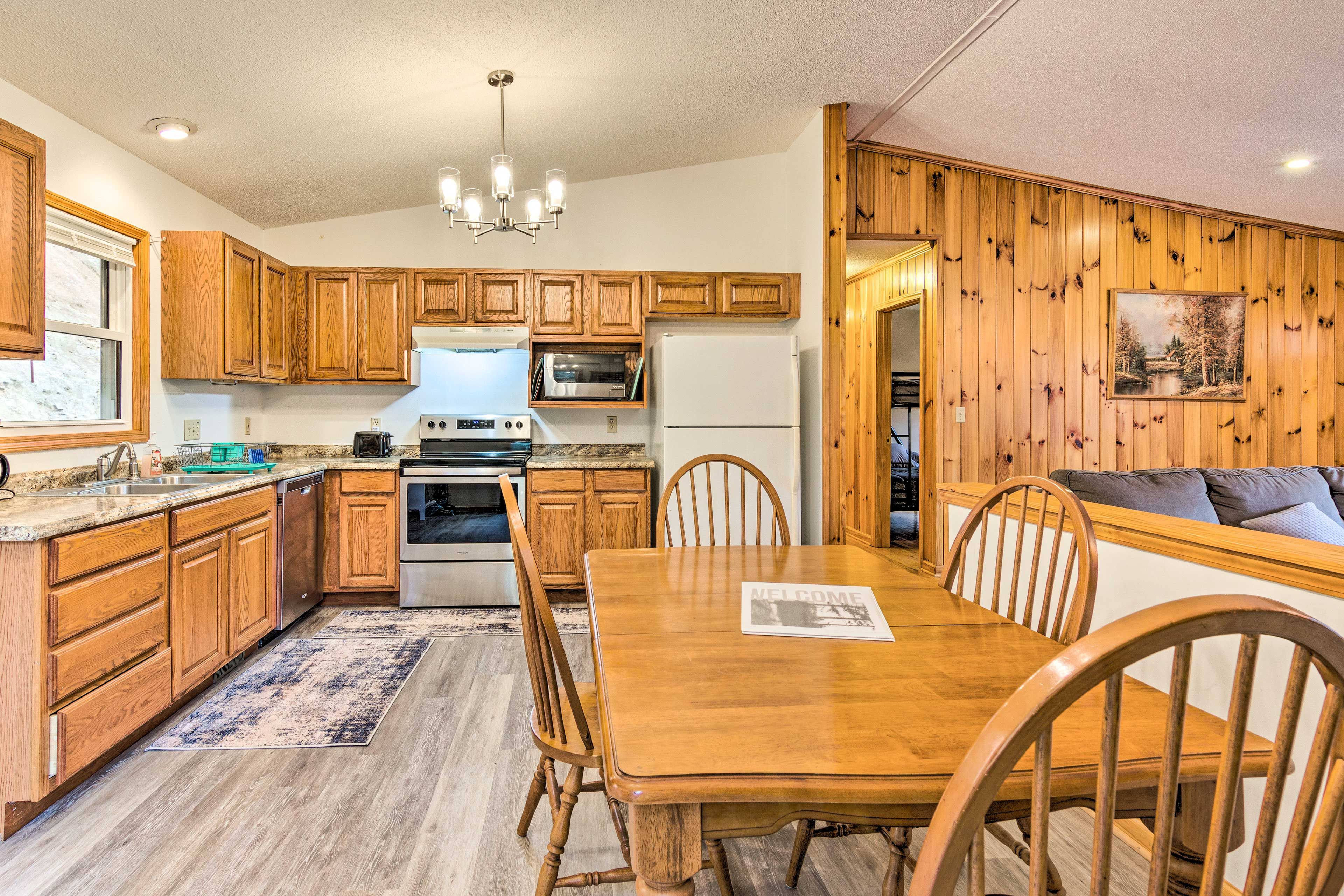 Dining Area | Fully Equipped Kitchen | Dishwasher
