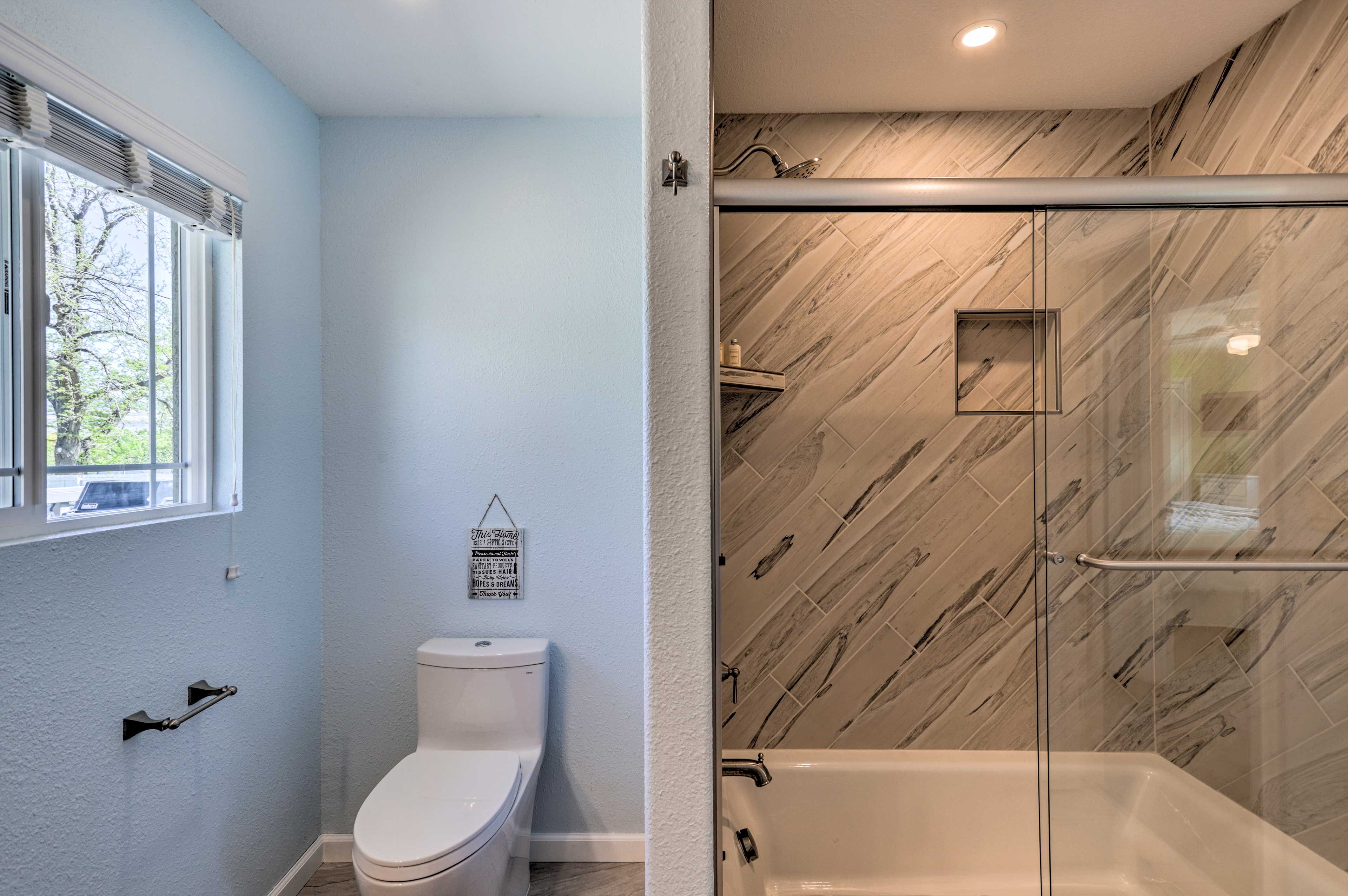 Full Bathroom