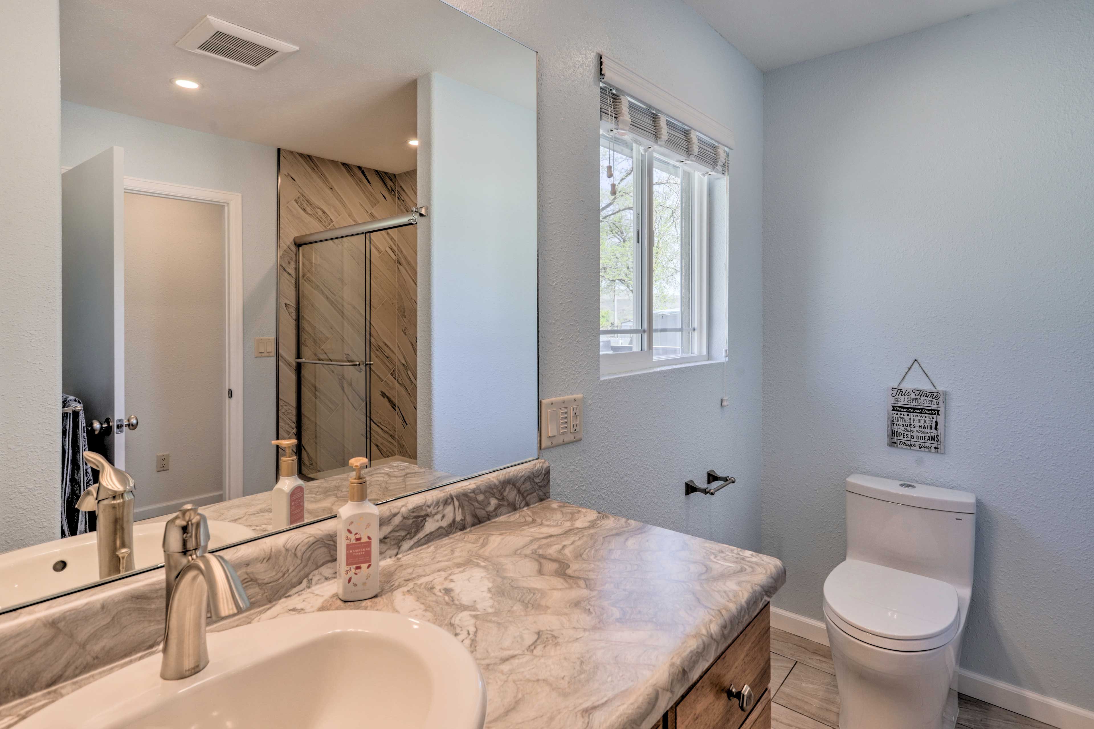 Full Bathroom