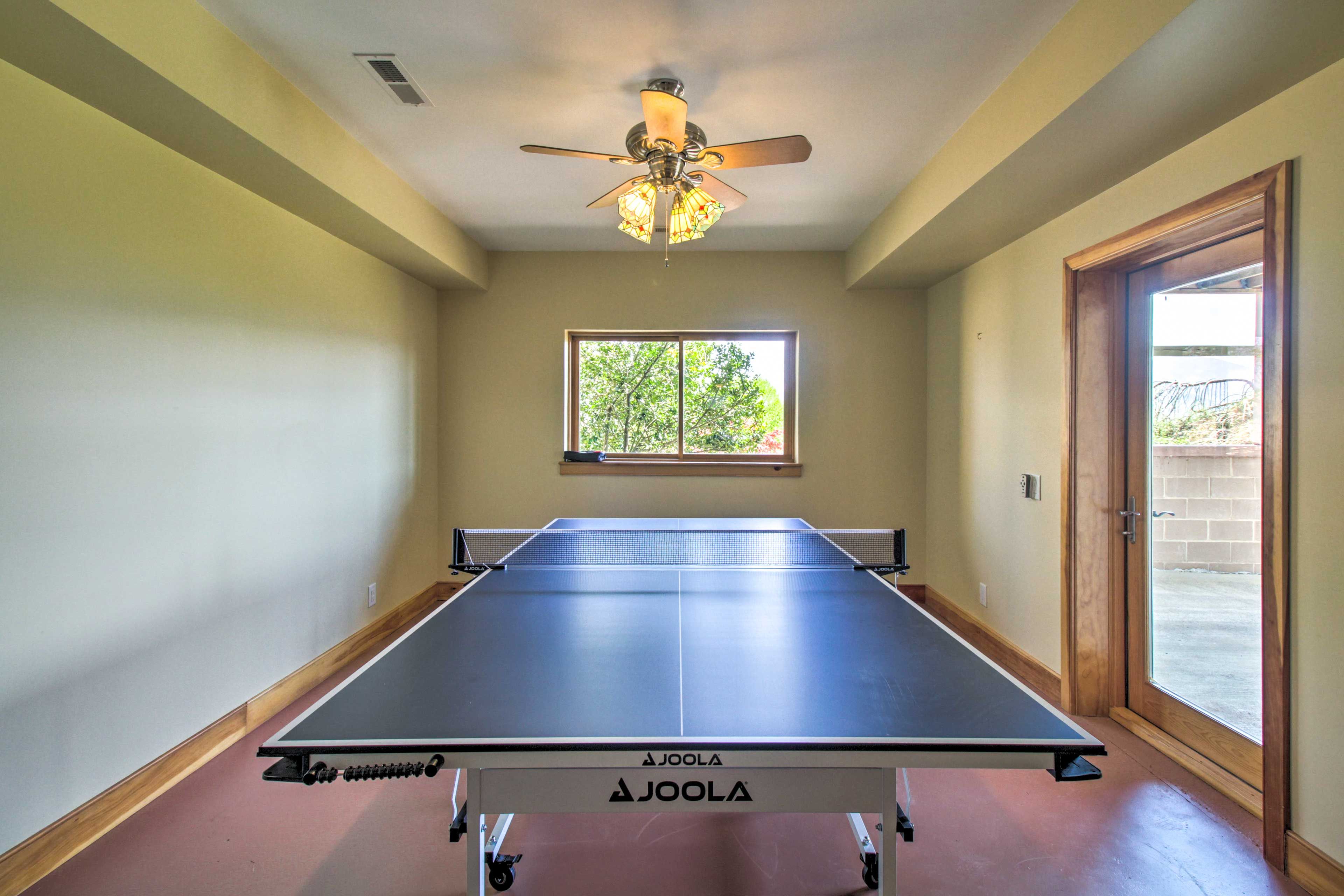 Game Room | Ping Pong