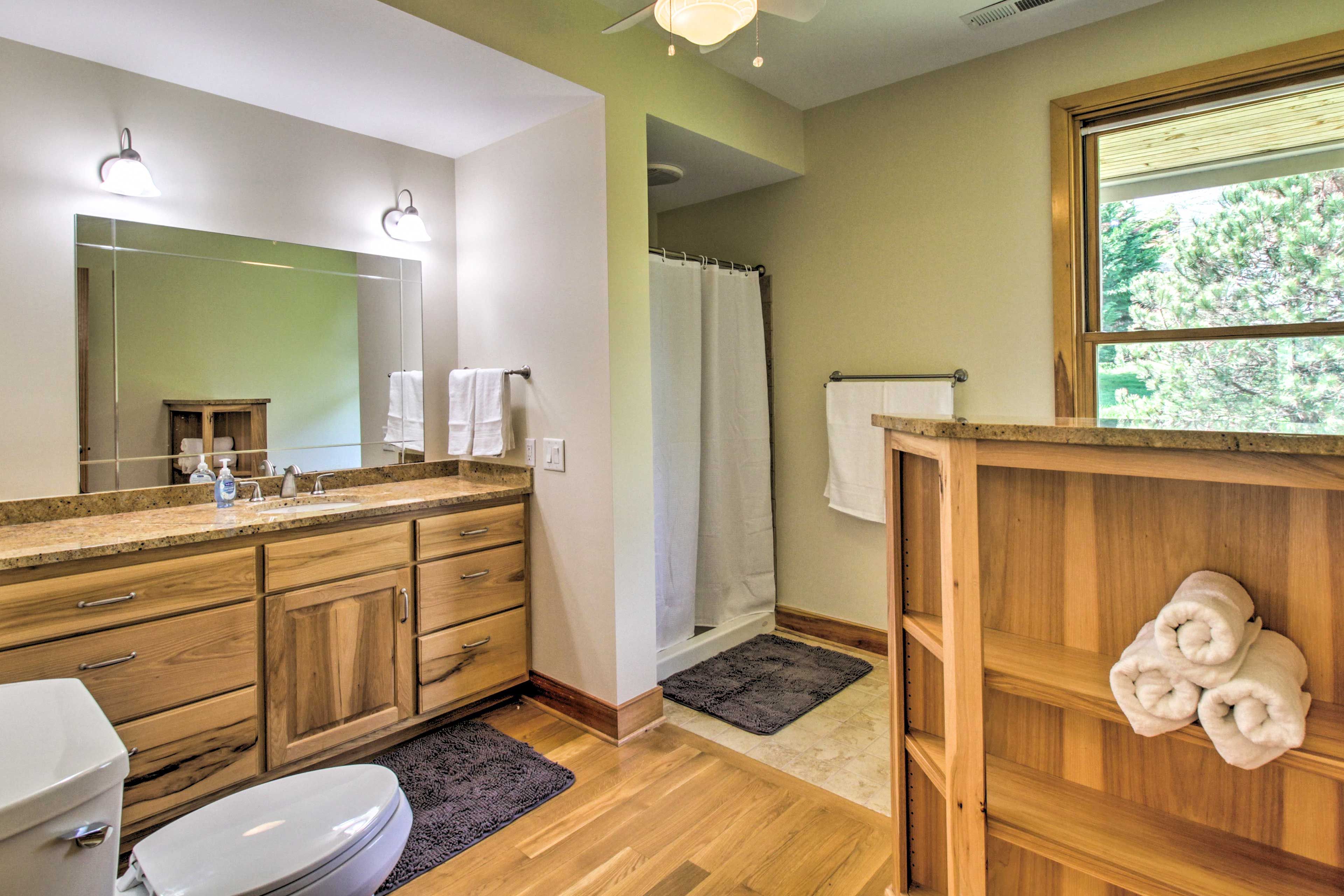 Full Bathroom