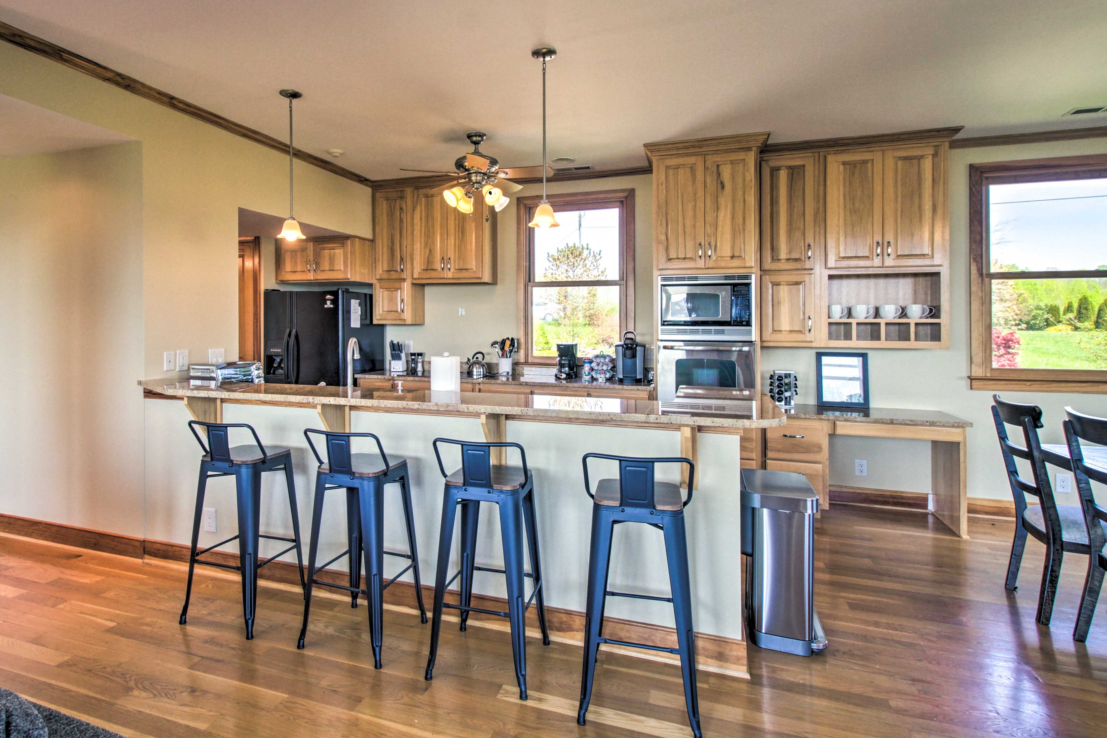 Kitchen | Fully Equipped