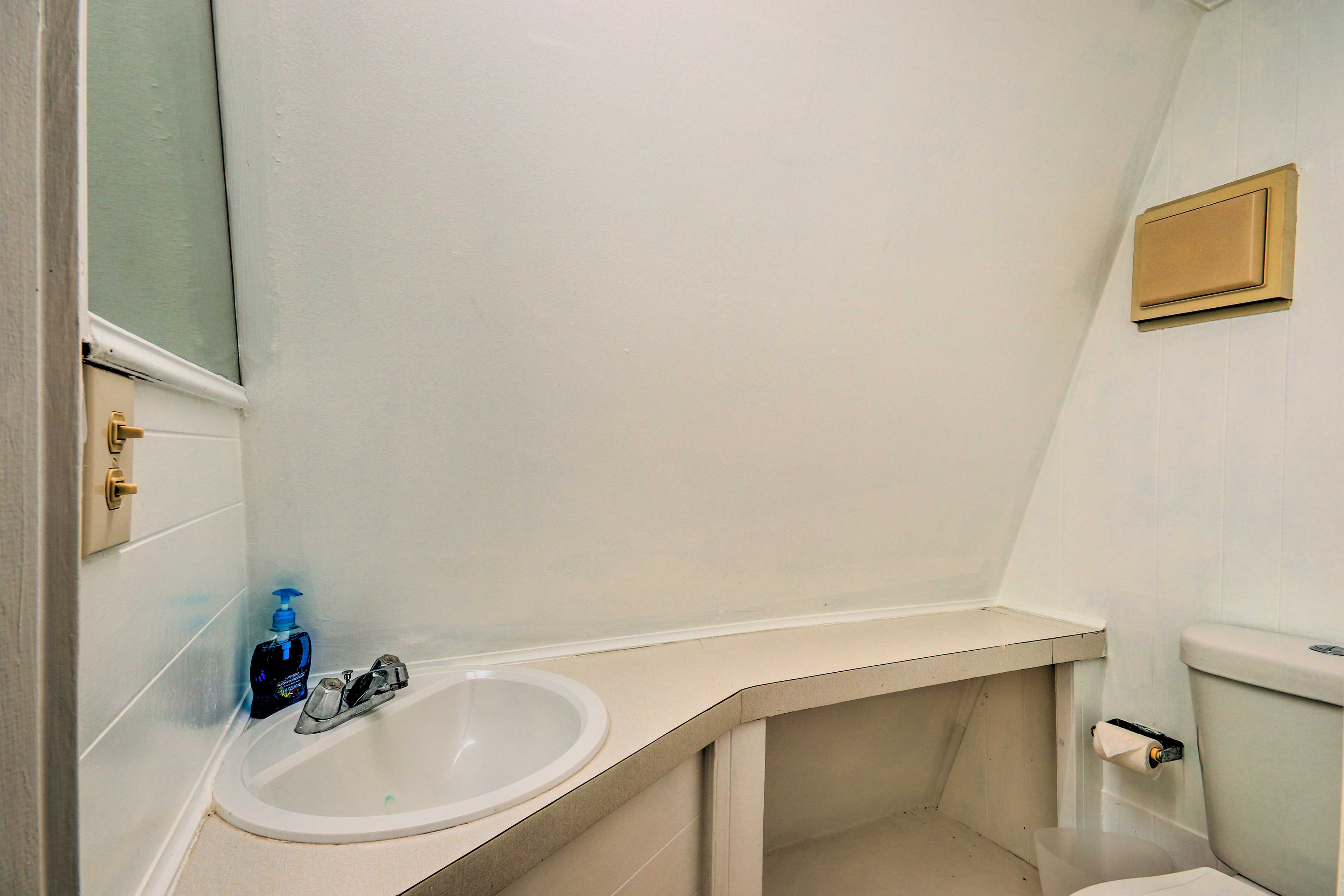 Half Bathroom | Upper Level