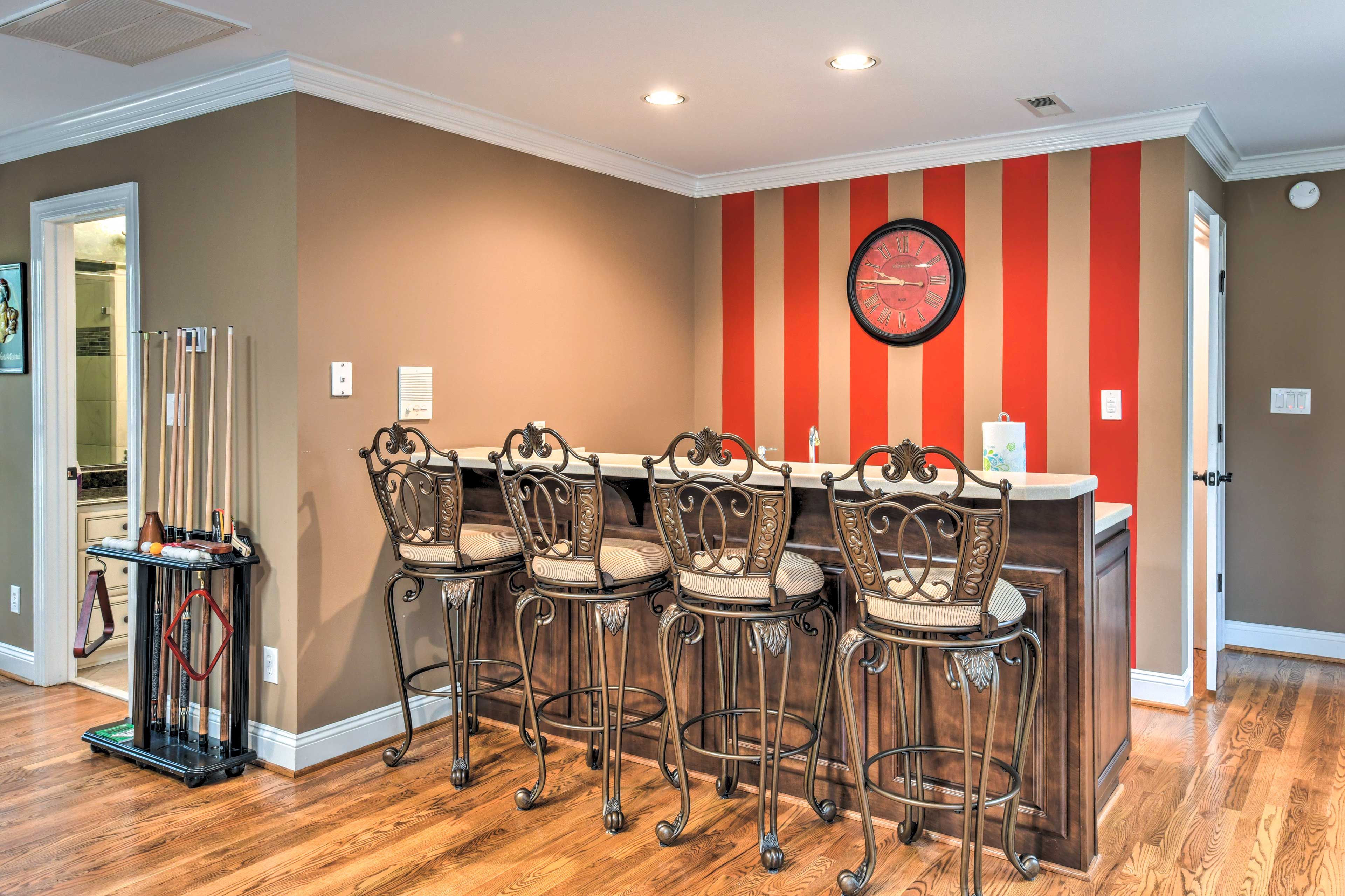 Game Room | Wet Bar