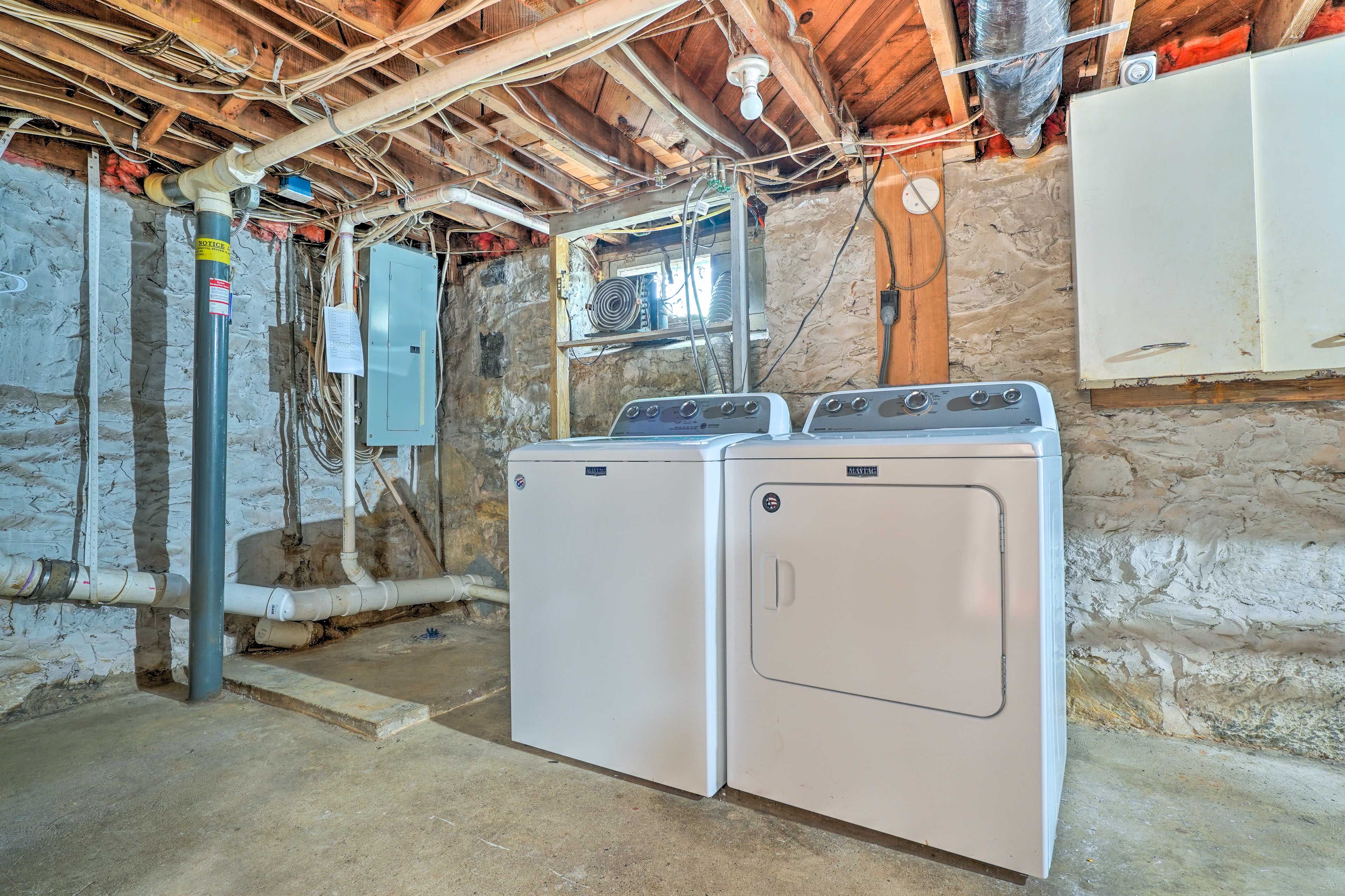 Washer/Dryer | Iron/Board