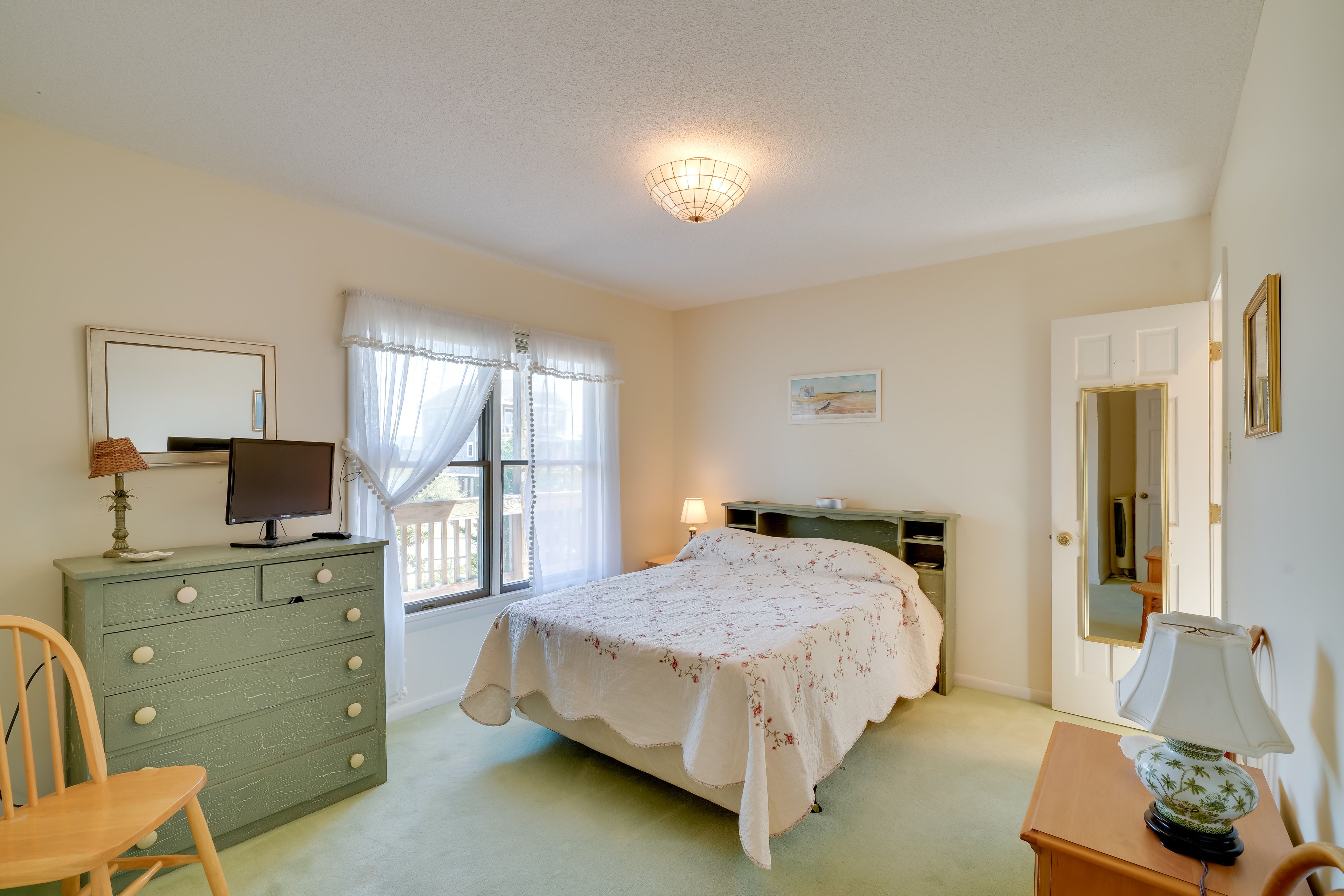 Bedroom 2 | Full Bed | 2nd Floor