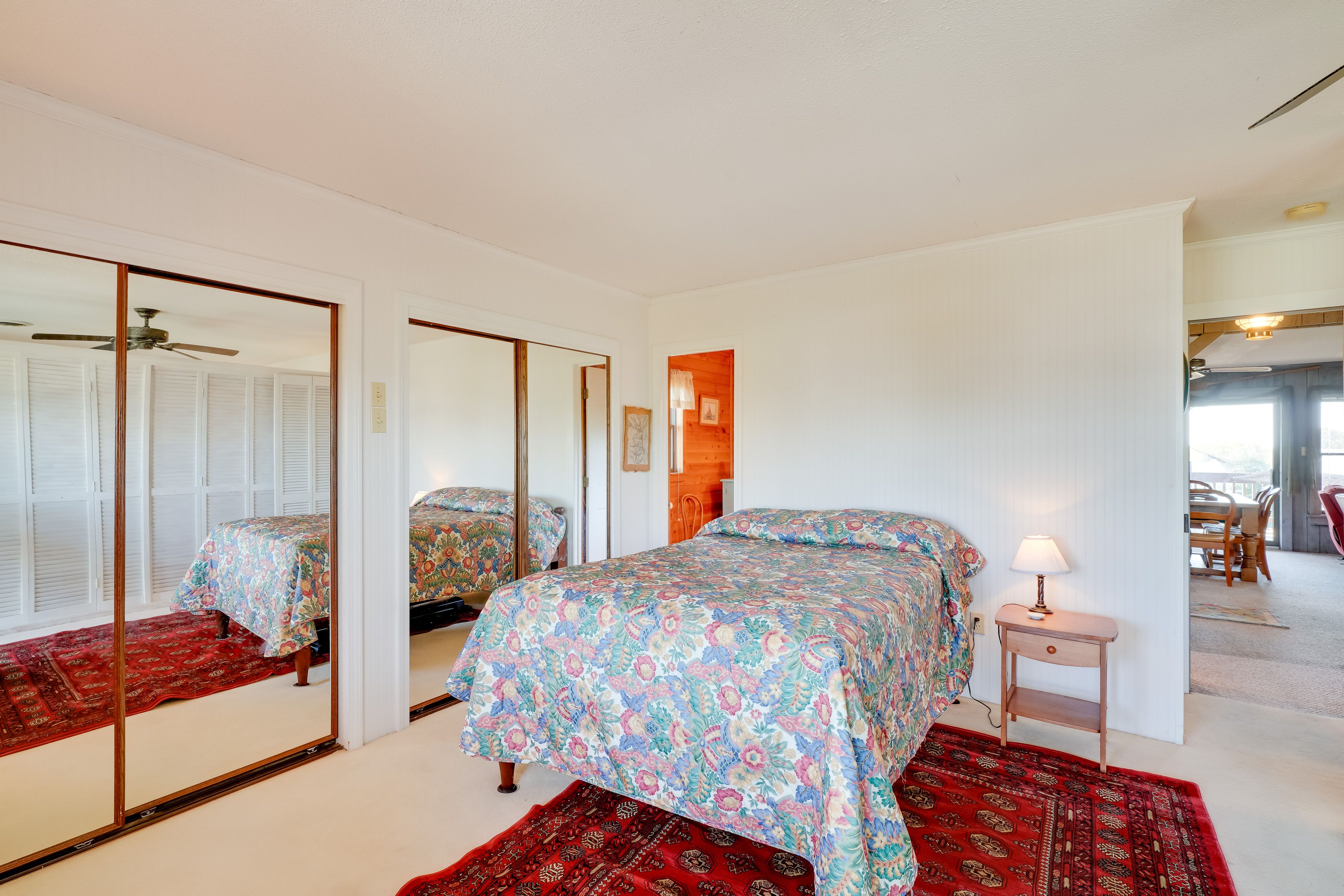 Bedroom 1 (Right Side) | Full Bed | 3rd Floor