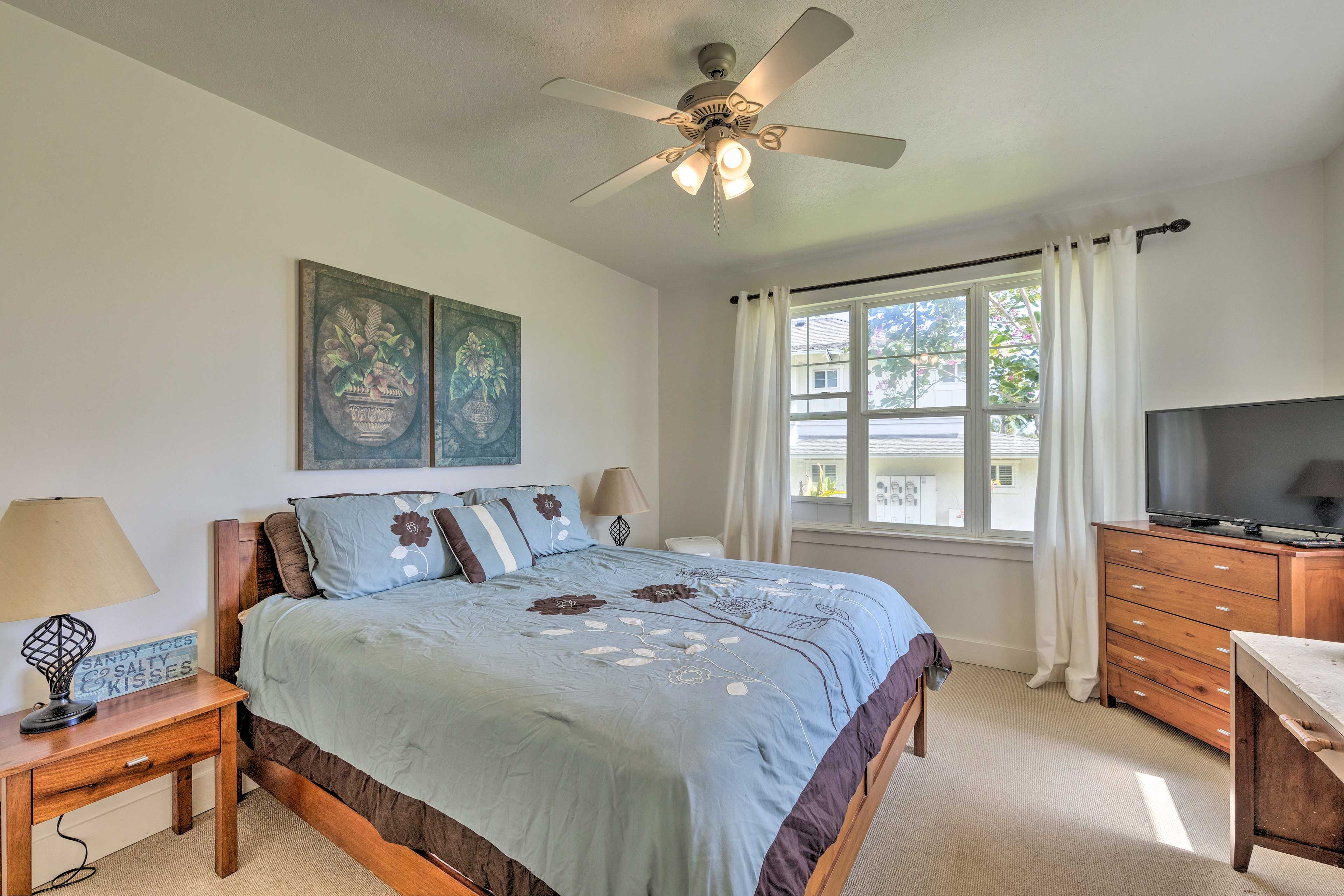 Bedroom 2 | California King Bed