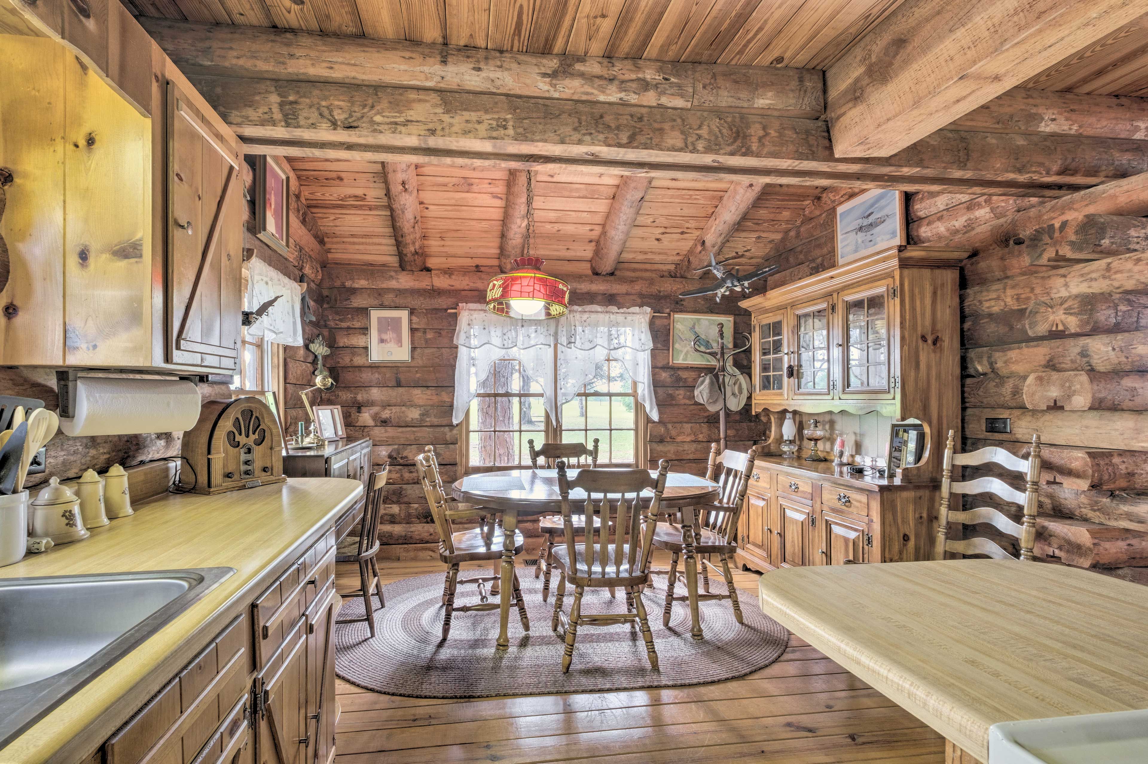 Kitchen | Dining Area