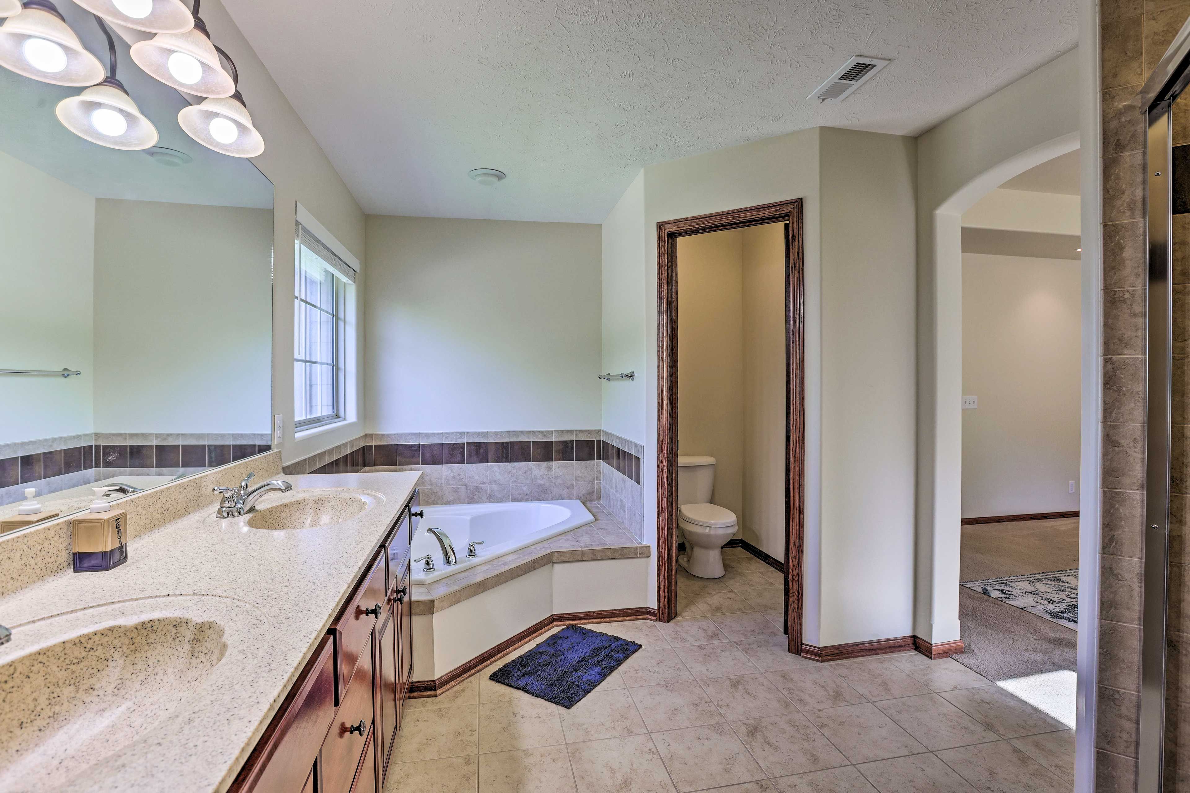 En-Suite Bathroom | Hair Dryer