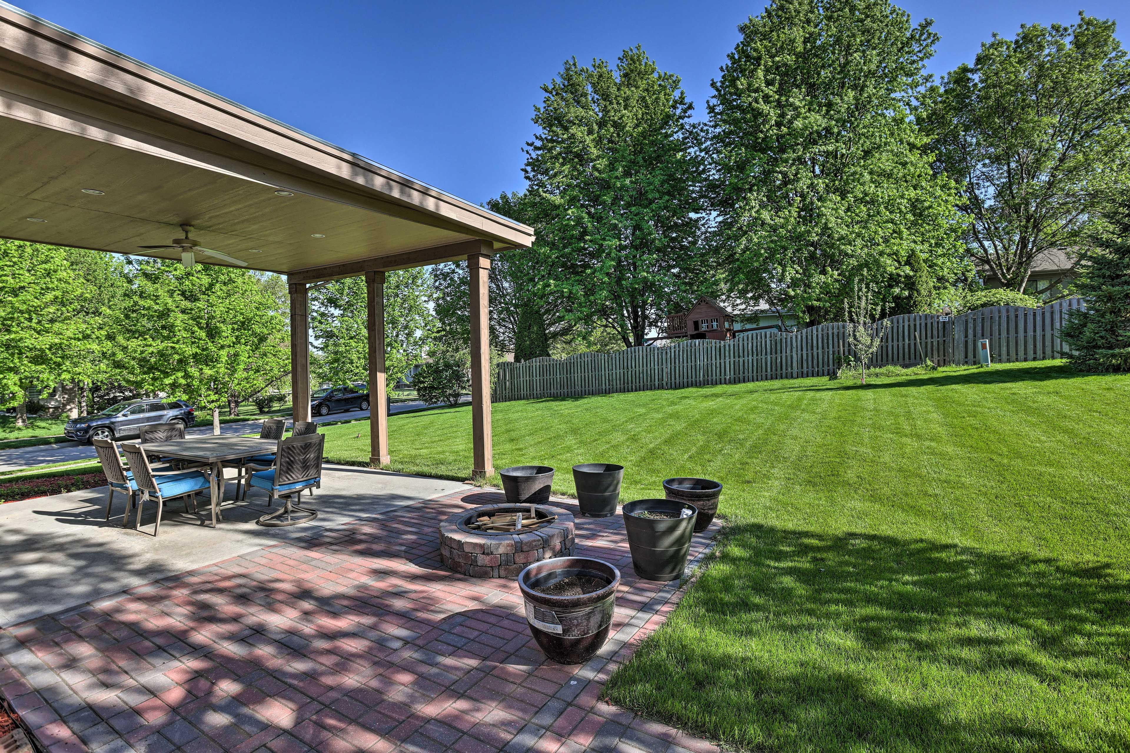 Private Yard | Driveway Parking (3 Vehicles)