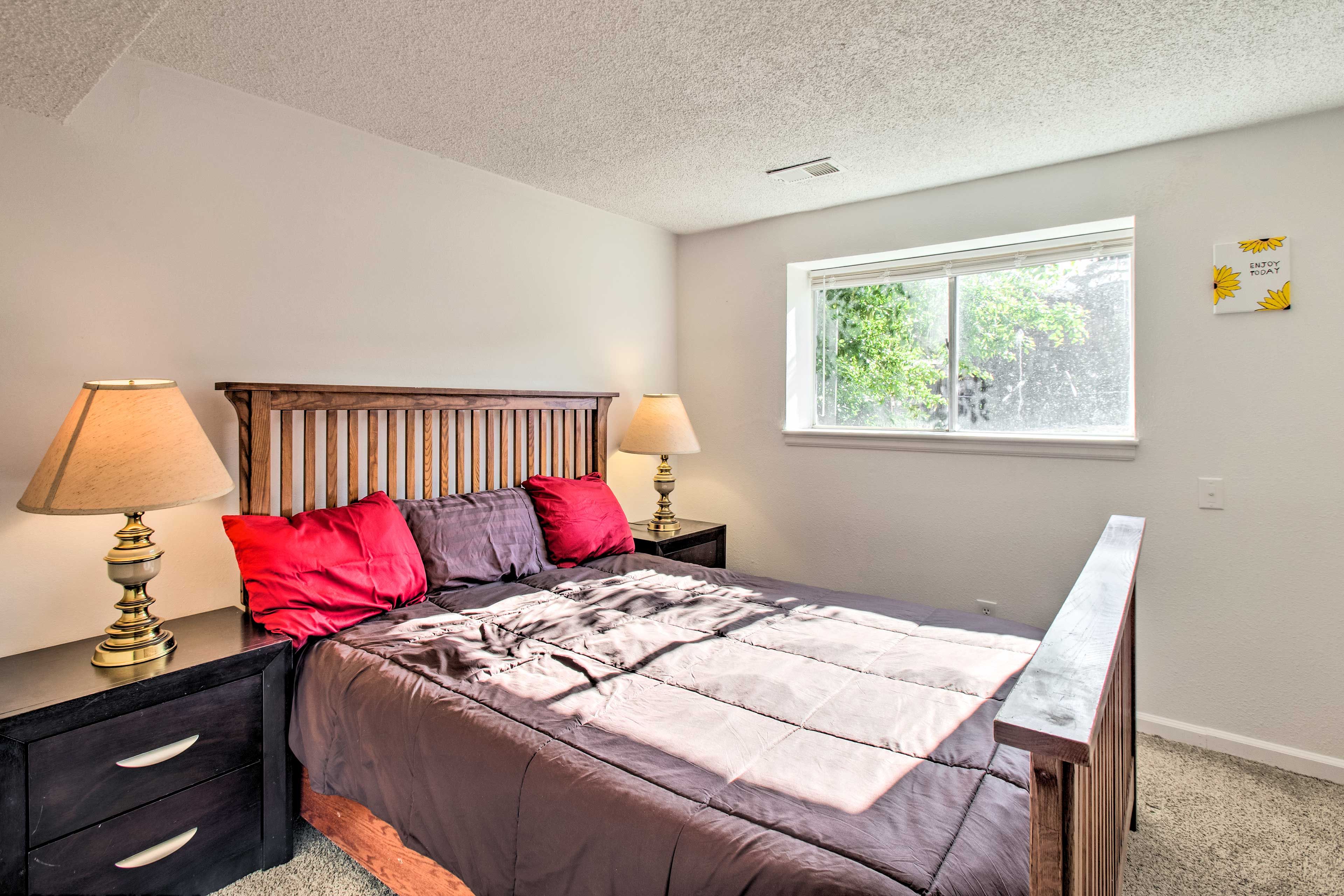 Bedroom 3 | Lower Level | Queen Bed