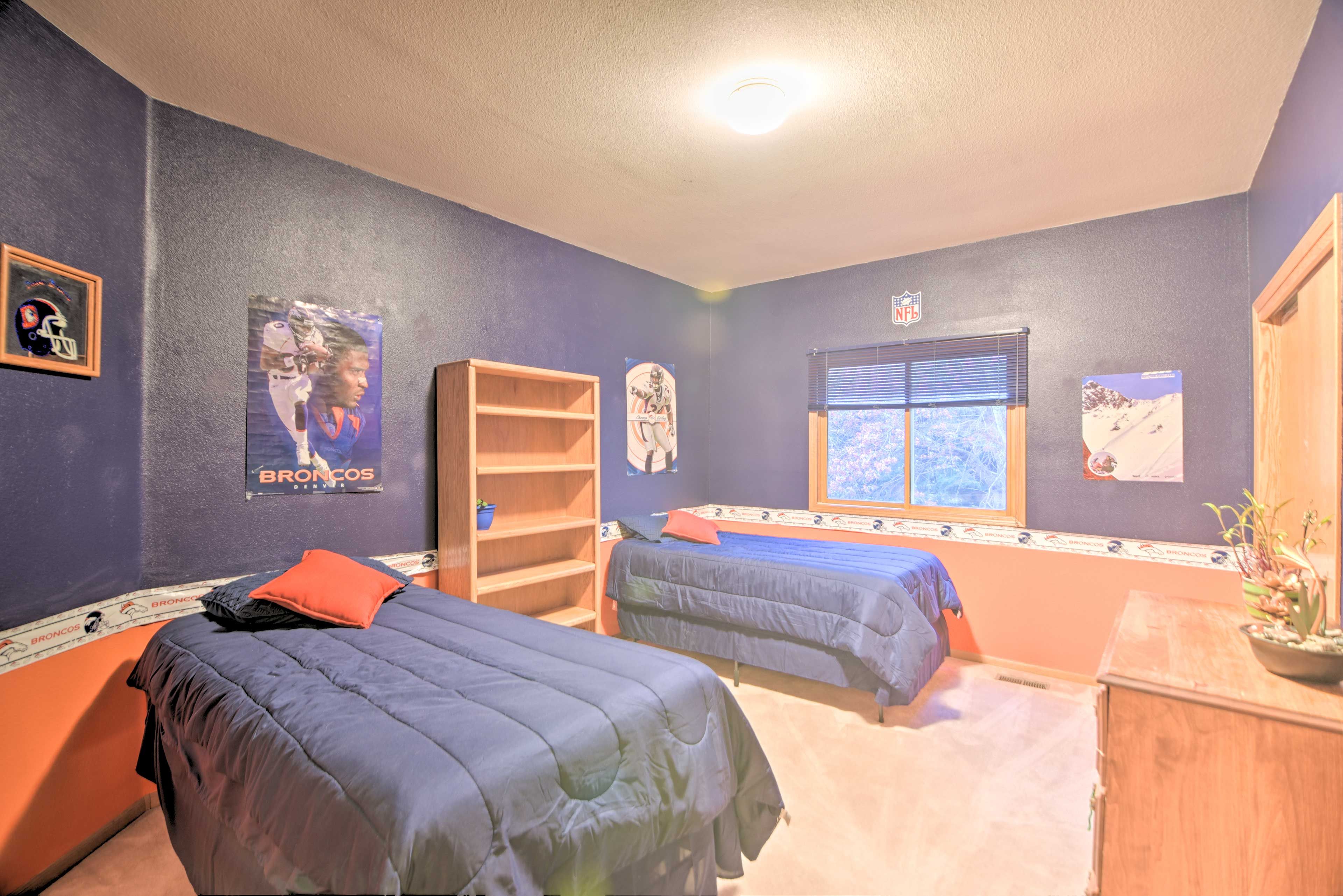 Bedroom 3 | Main Level | 2 Twin Beds