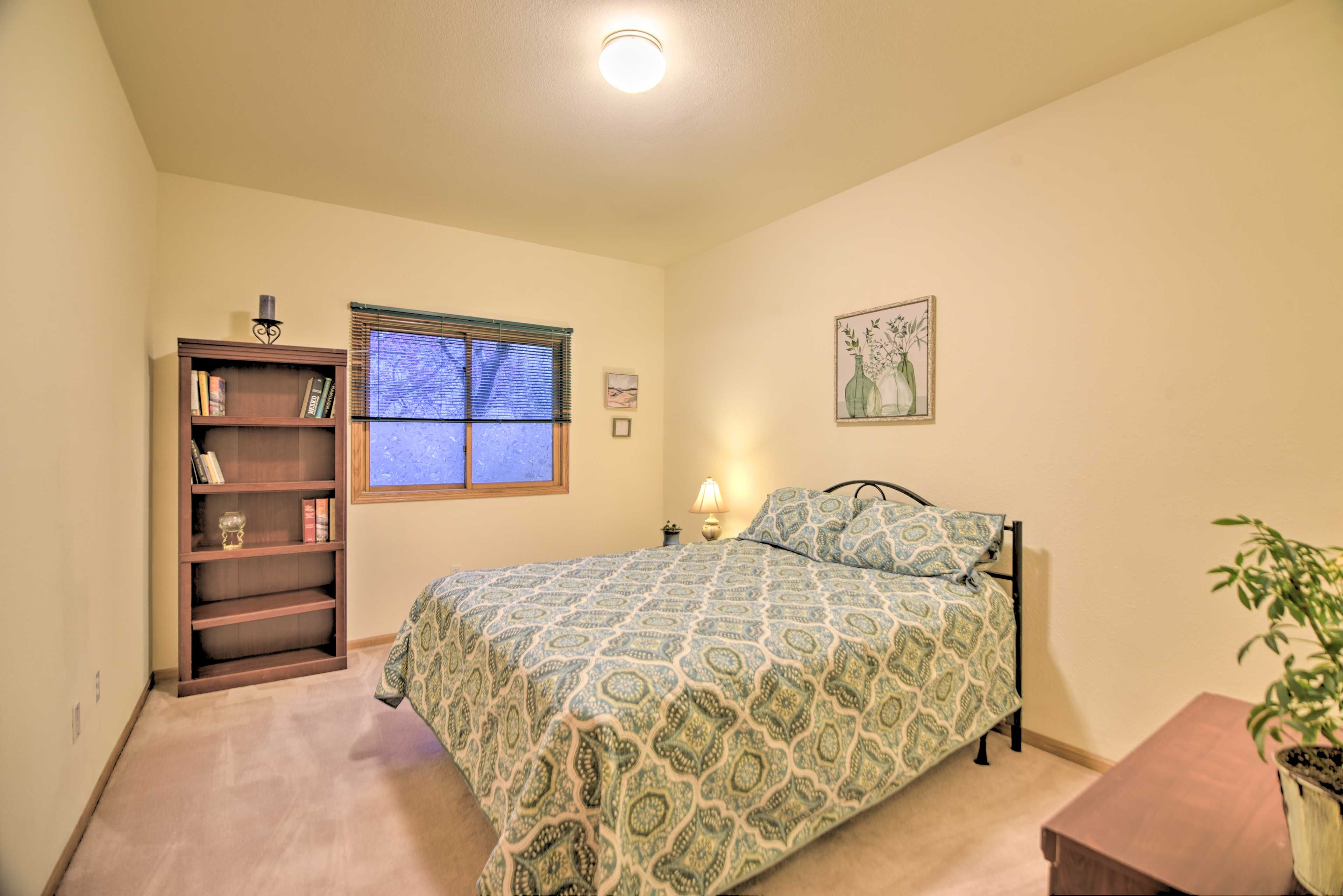 Bedroom 2 | Main Level
