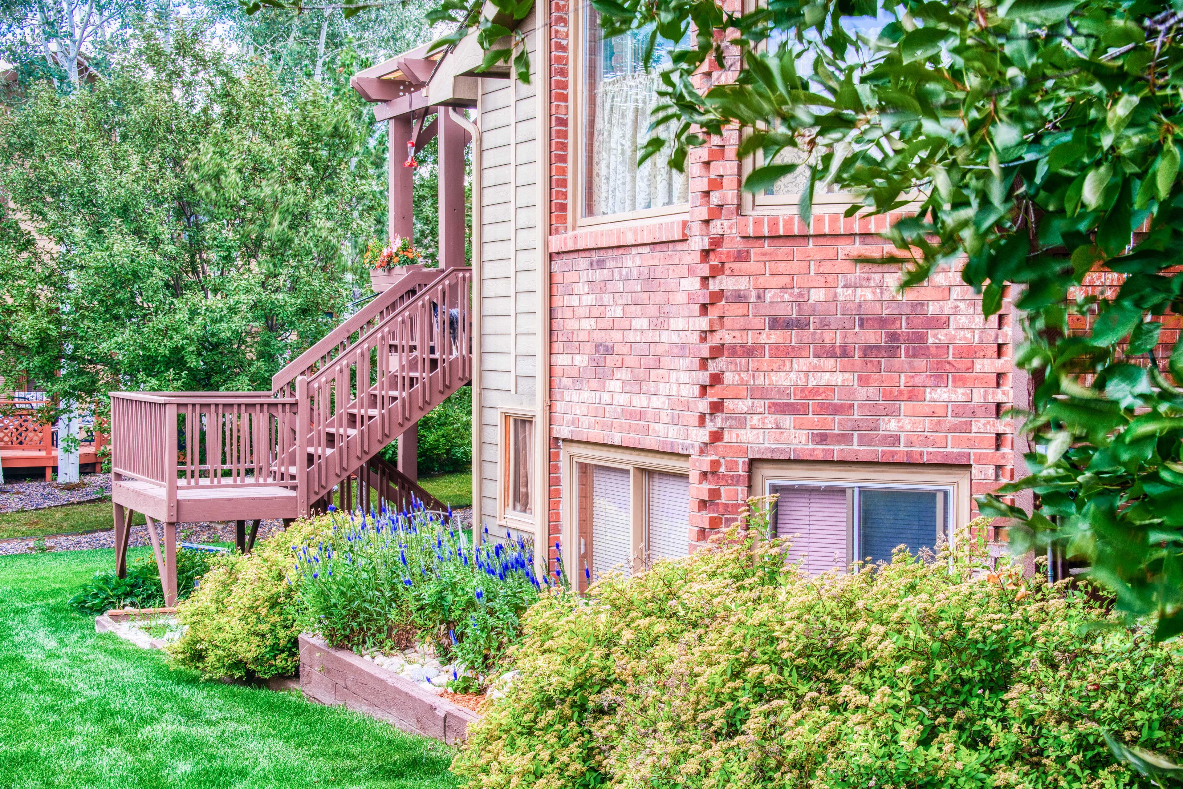 Property Exterior | Deck | Gas Grill