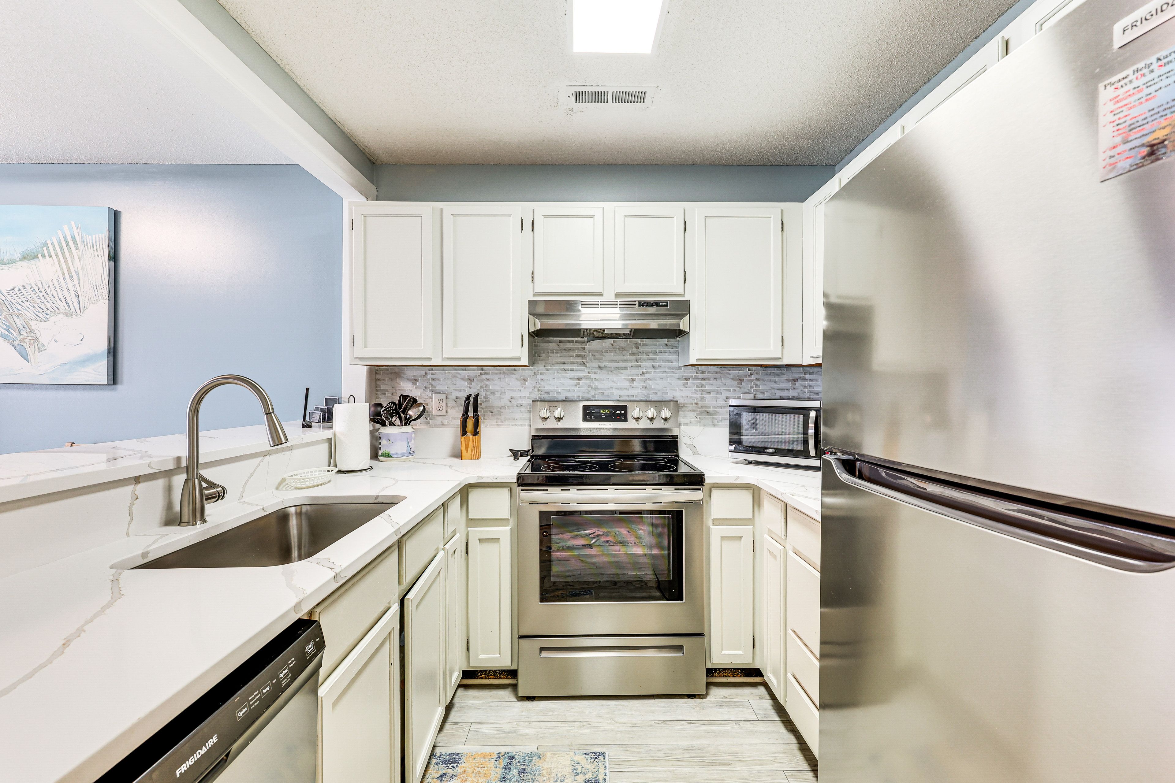 Kitchen | Fully Equipped | Cooking Basics | Knife Set