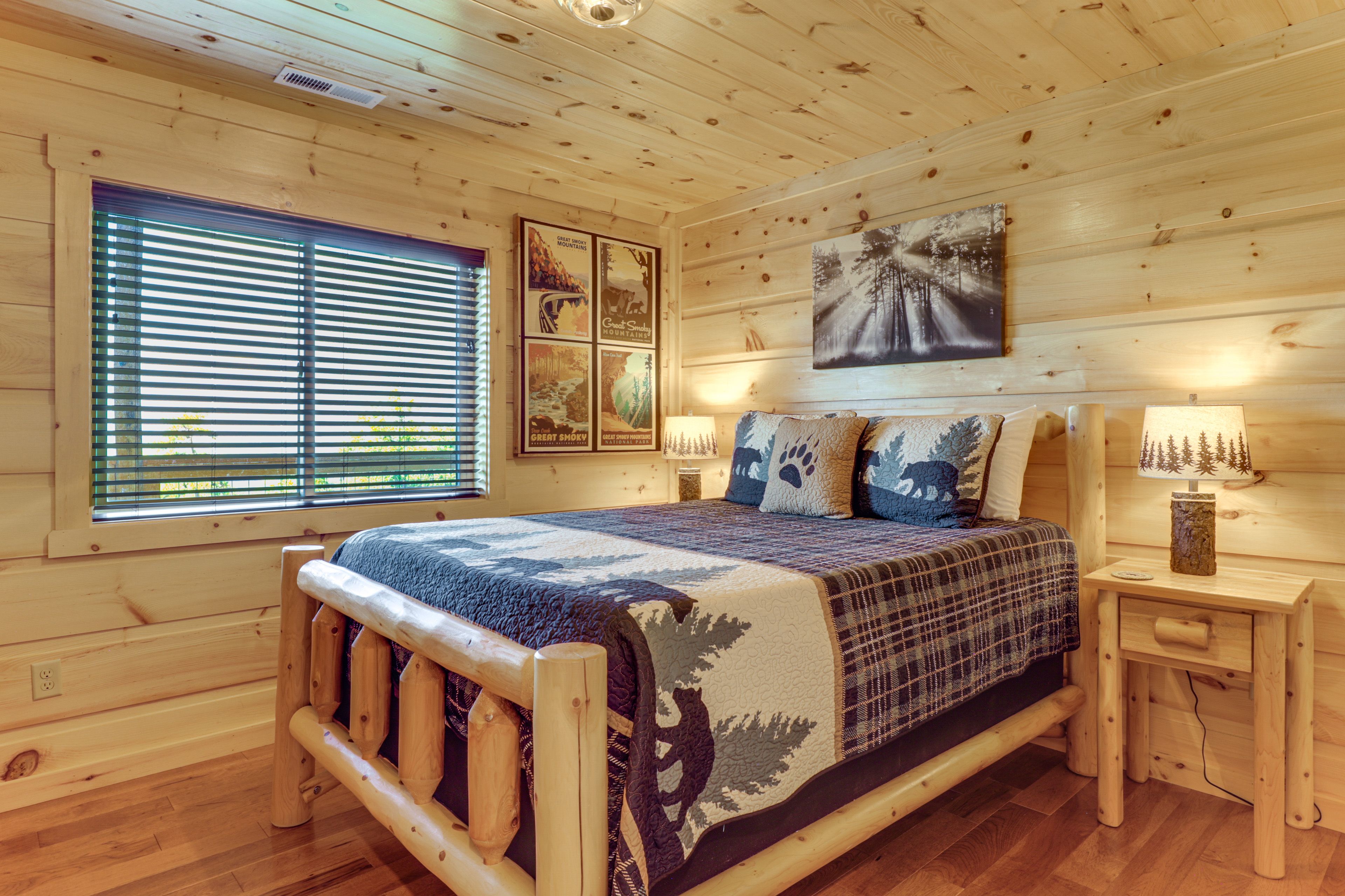 Bedroom 2 | Queen Bed | Basement Level | Stairs Required