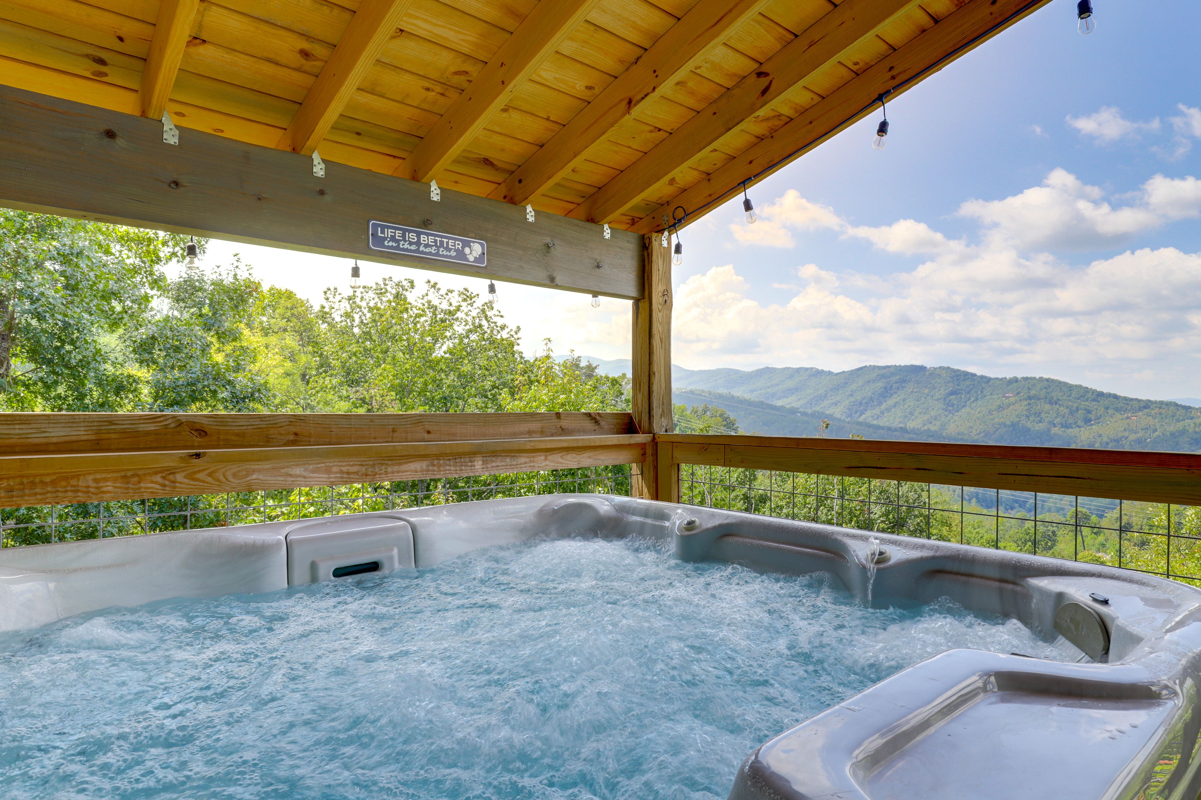 Gatlinburg Vacation Rental | 3BR | 3BA | 4 Steps to Enter | 2,000 Sq Ft