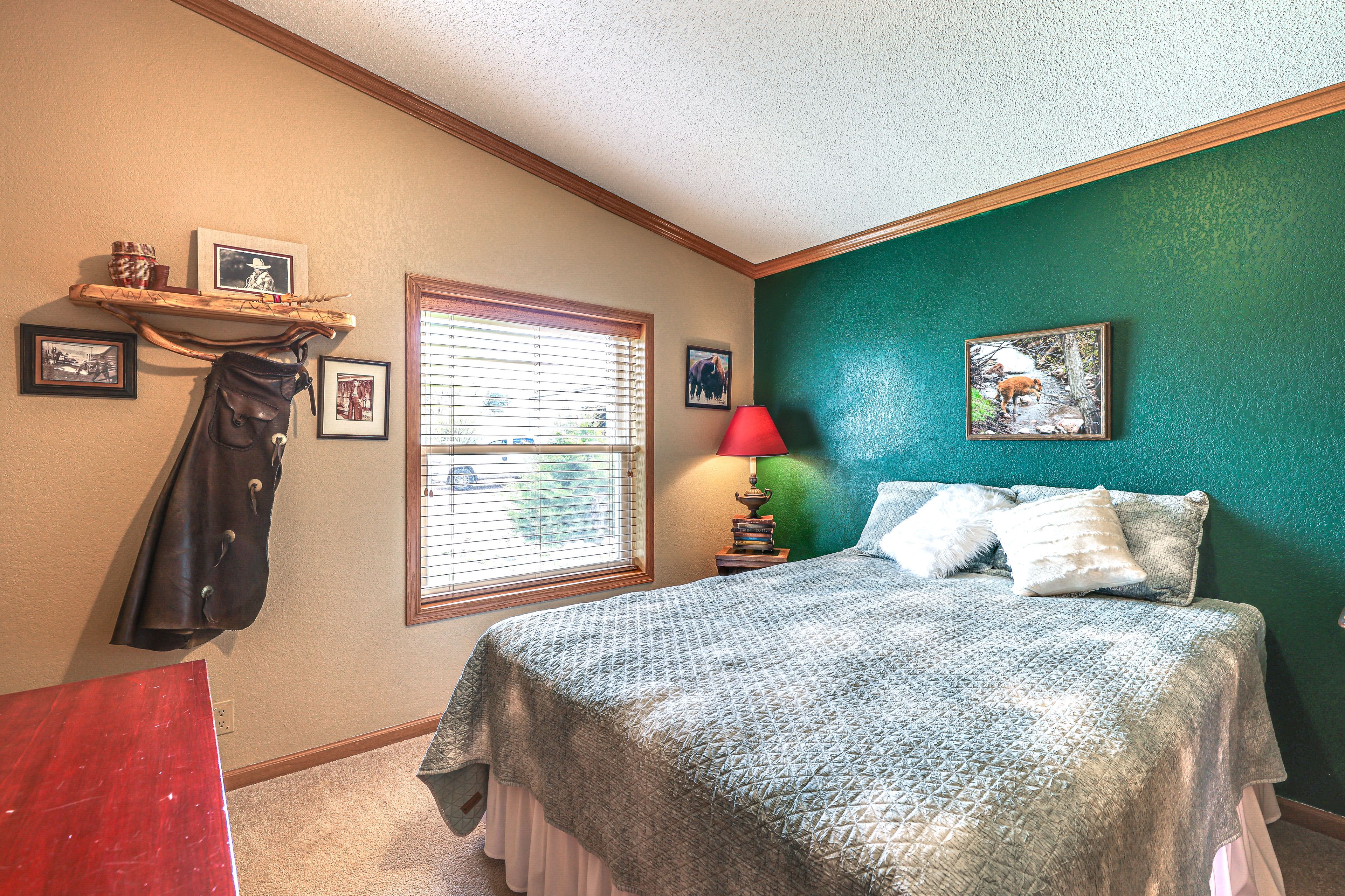 Bedroom 3 | Queen Bed | En-Suite Bathroom