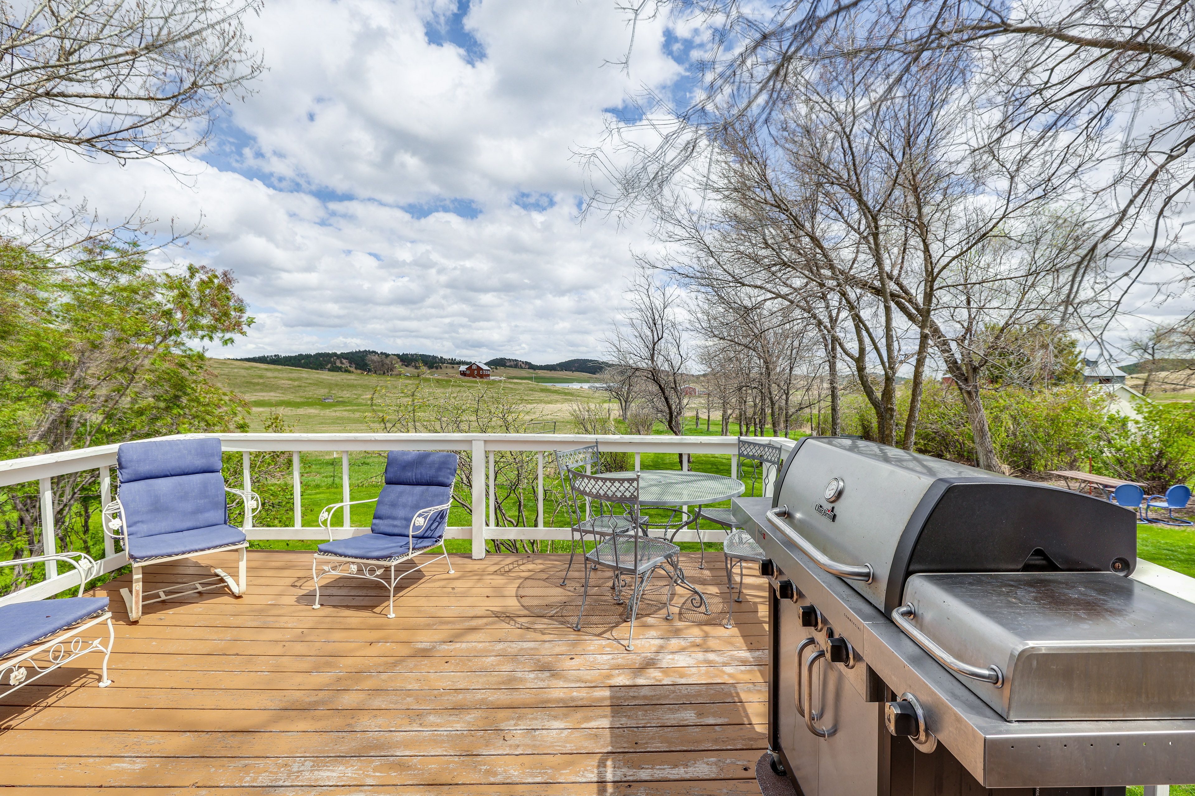 Hermosa Vacation Rental | 4BR | 3BA | 2,000 Sq Ft | Step-Free Access via Ramp