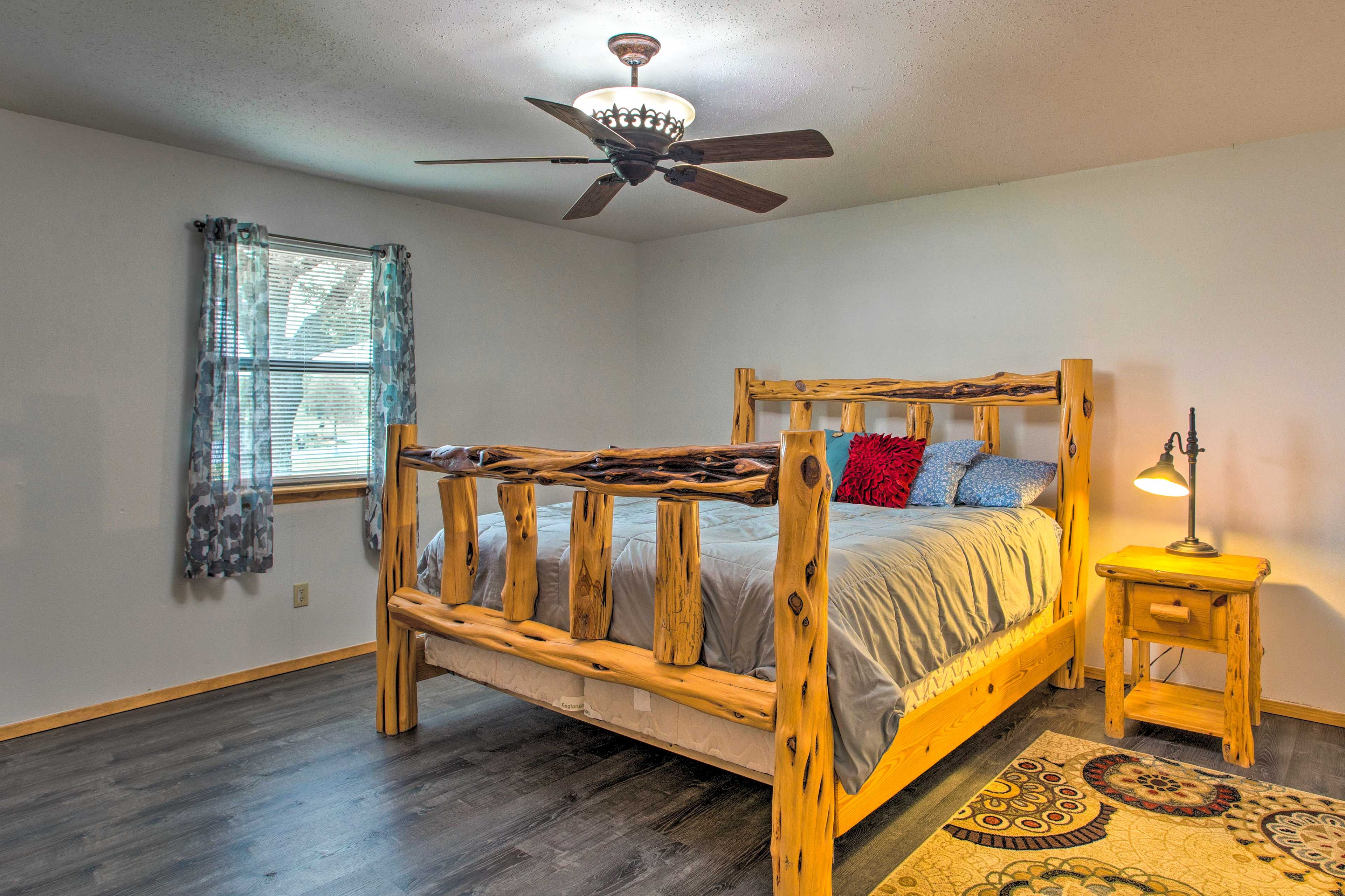 Bedroom 1 | California King Bed