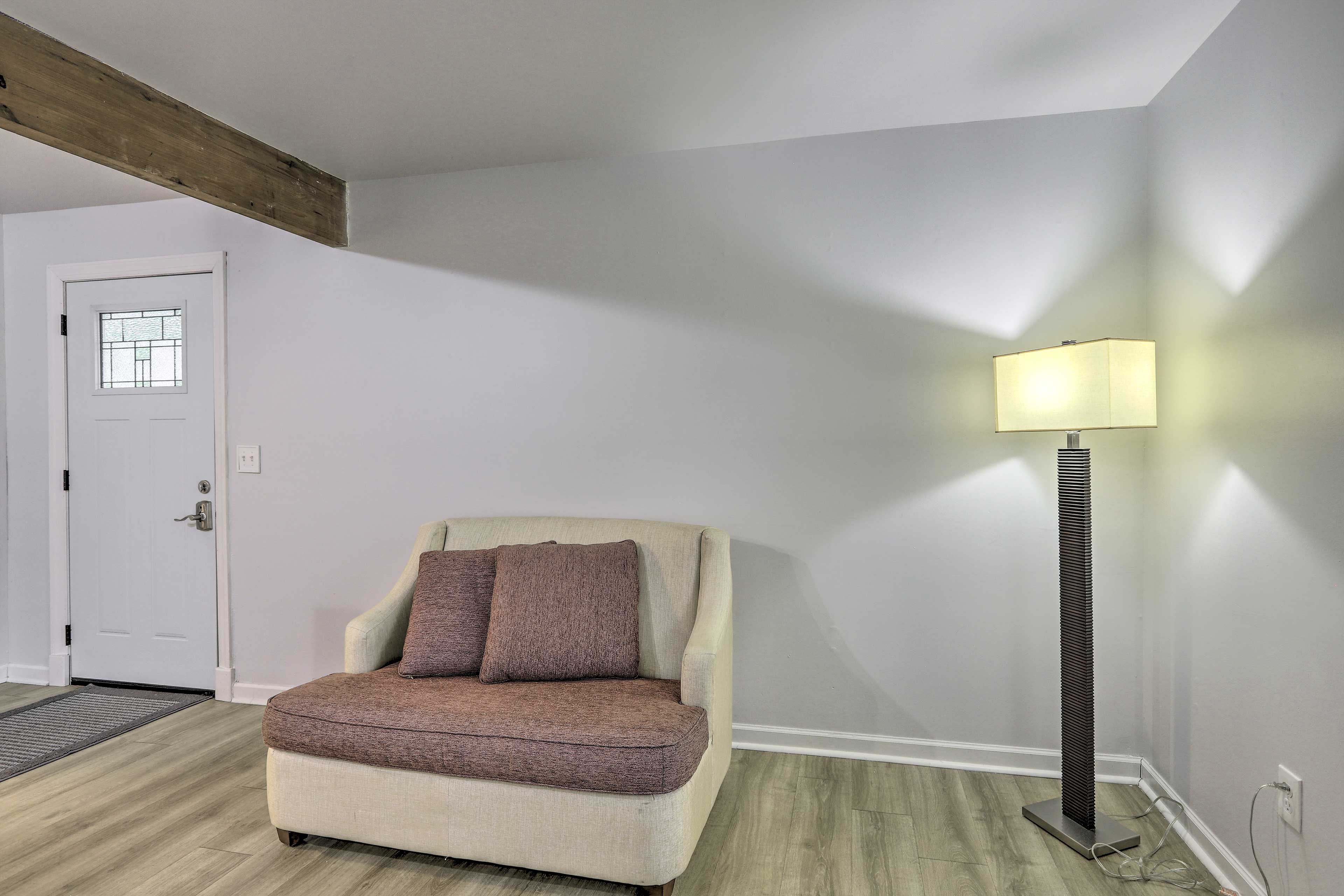 Studio Interior | Twin Sleeper Sofa