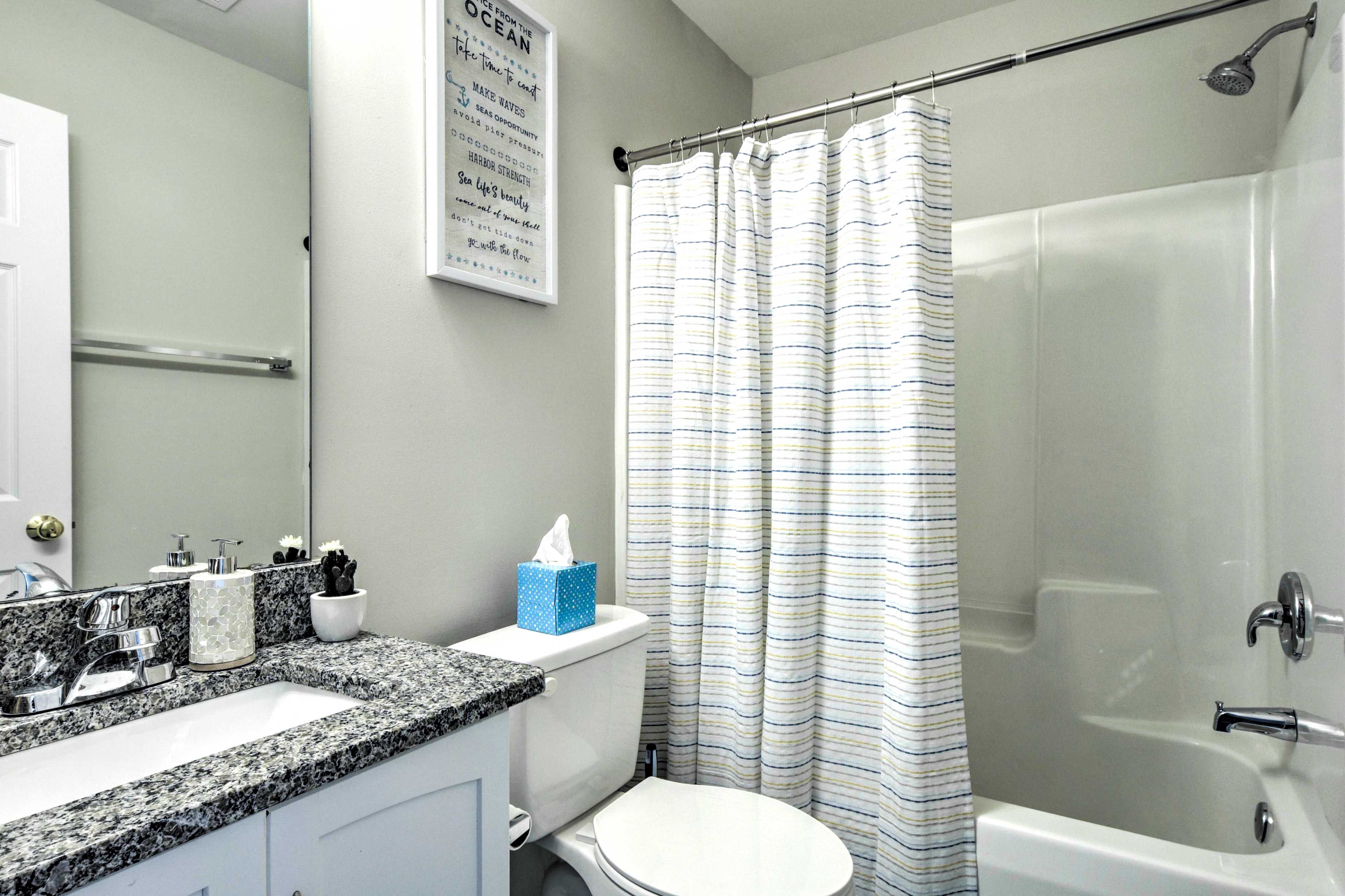 Bathroom | Linens & Towels Provided