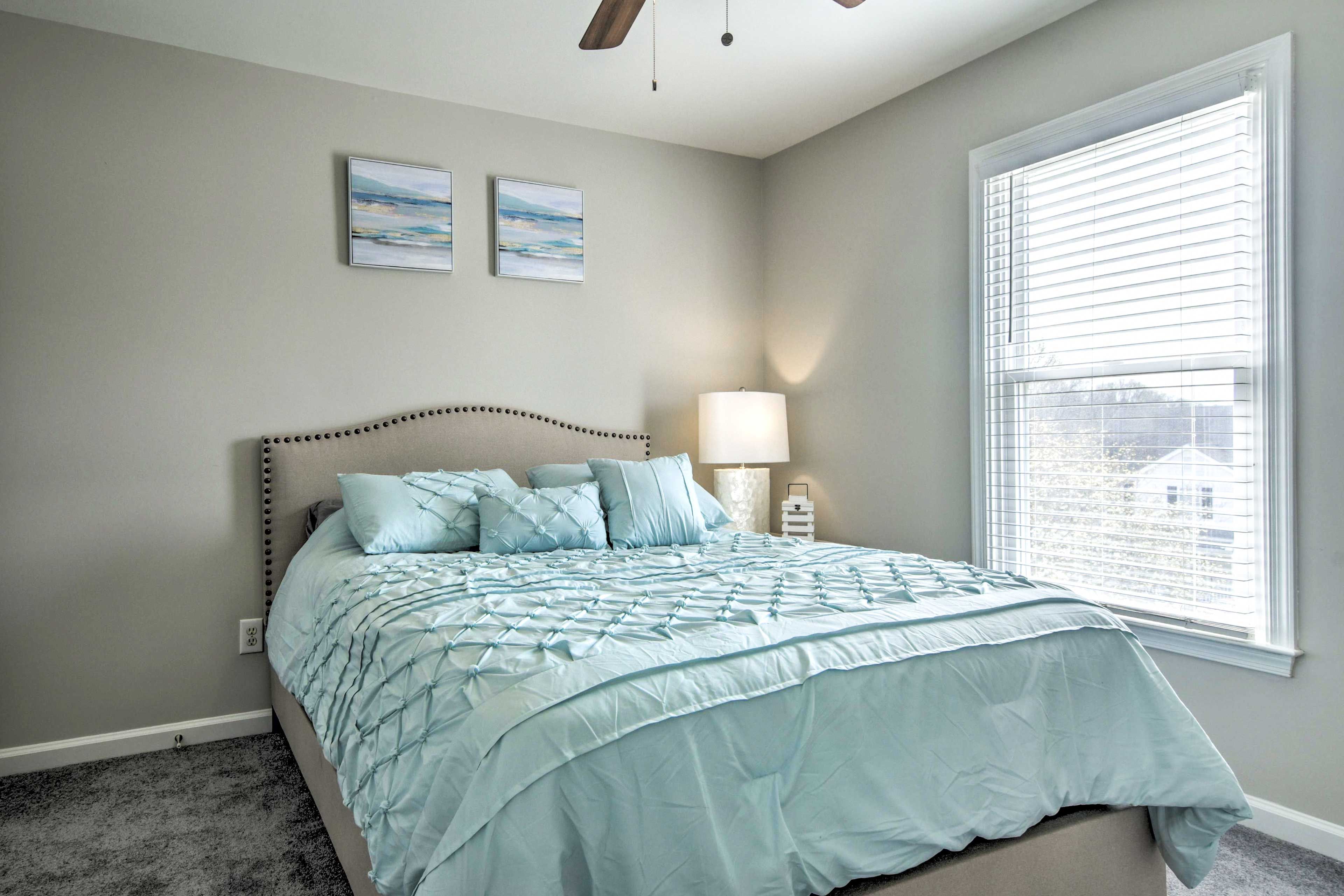 Bedroom 2 | Queen Bed