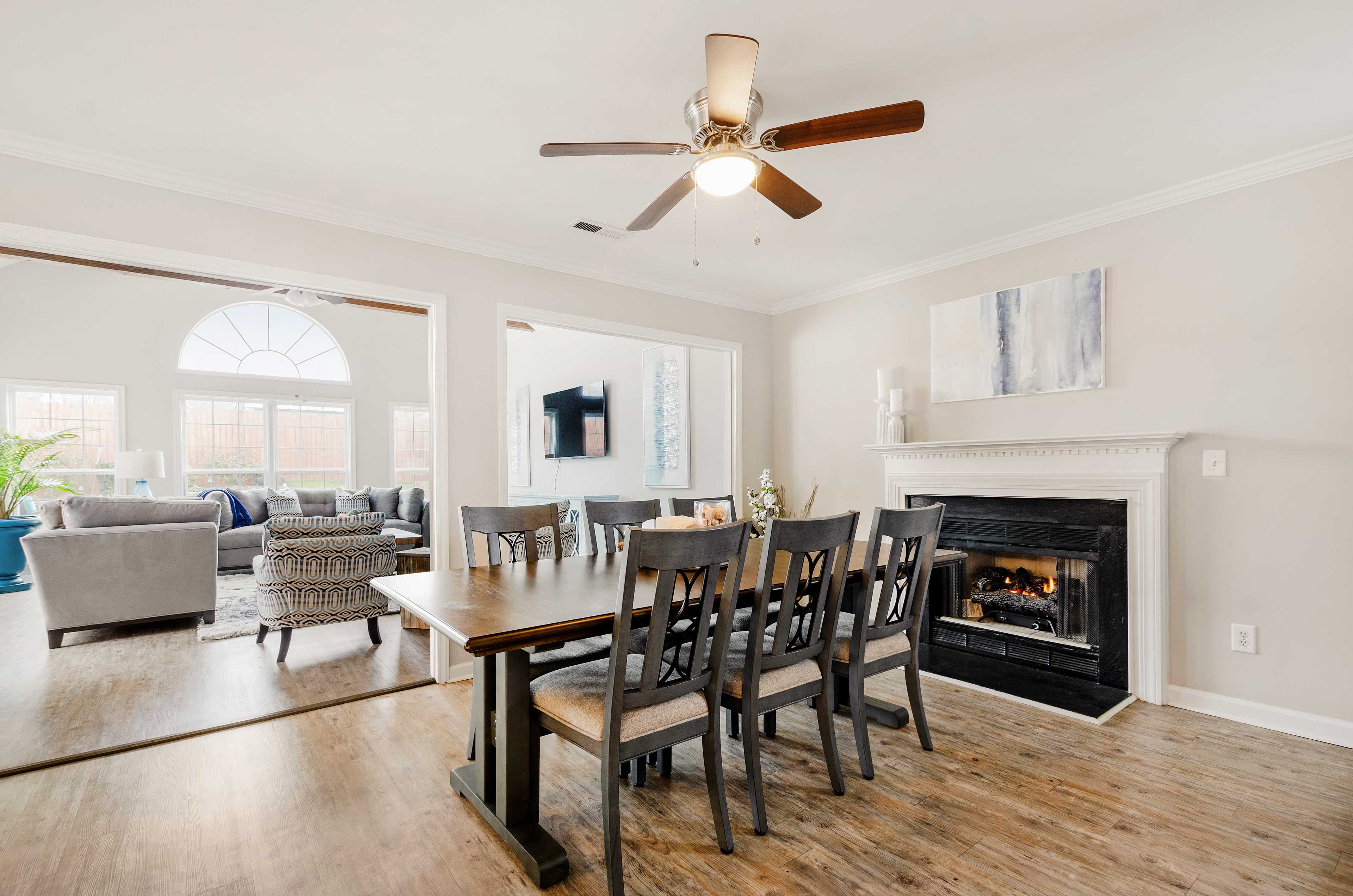 Dining Room | Fireplace