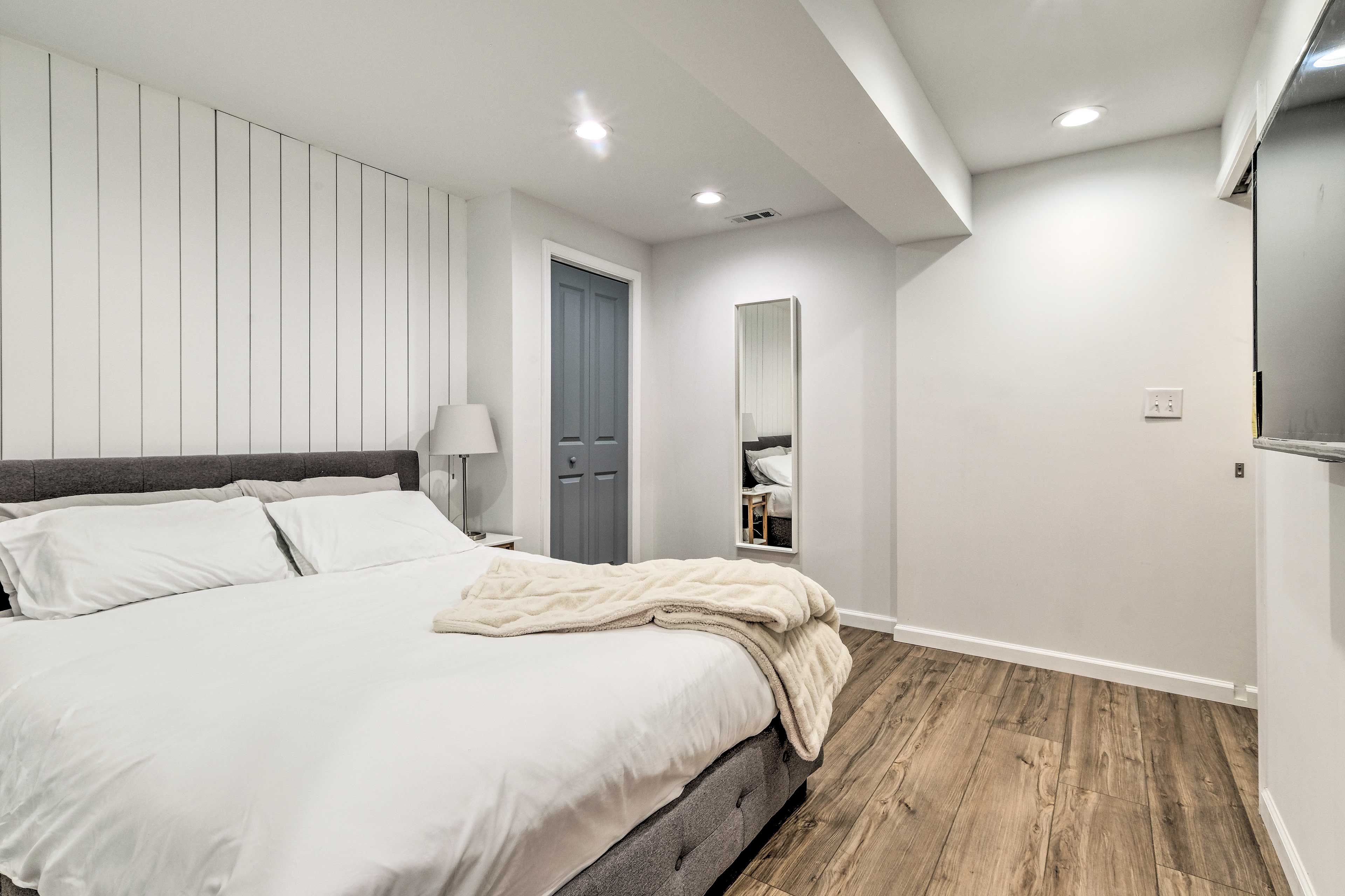 Bedroom | Hangers