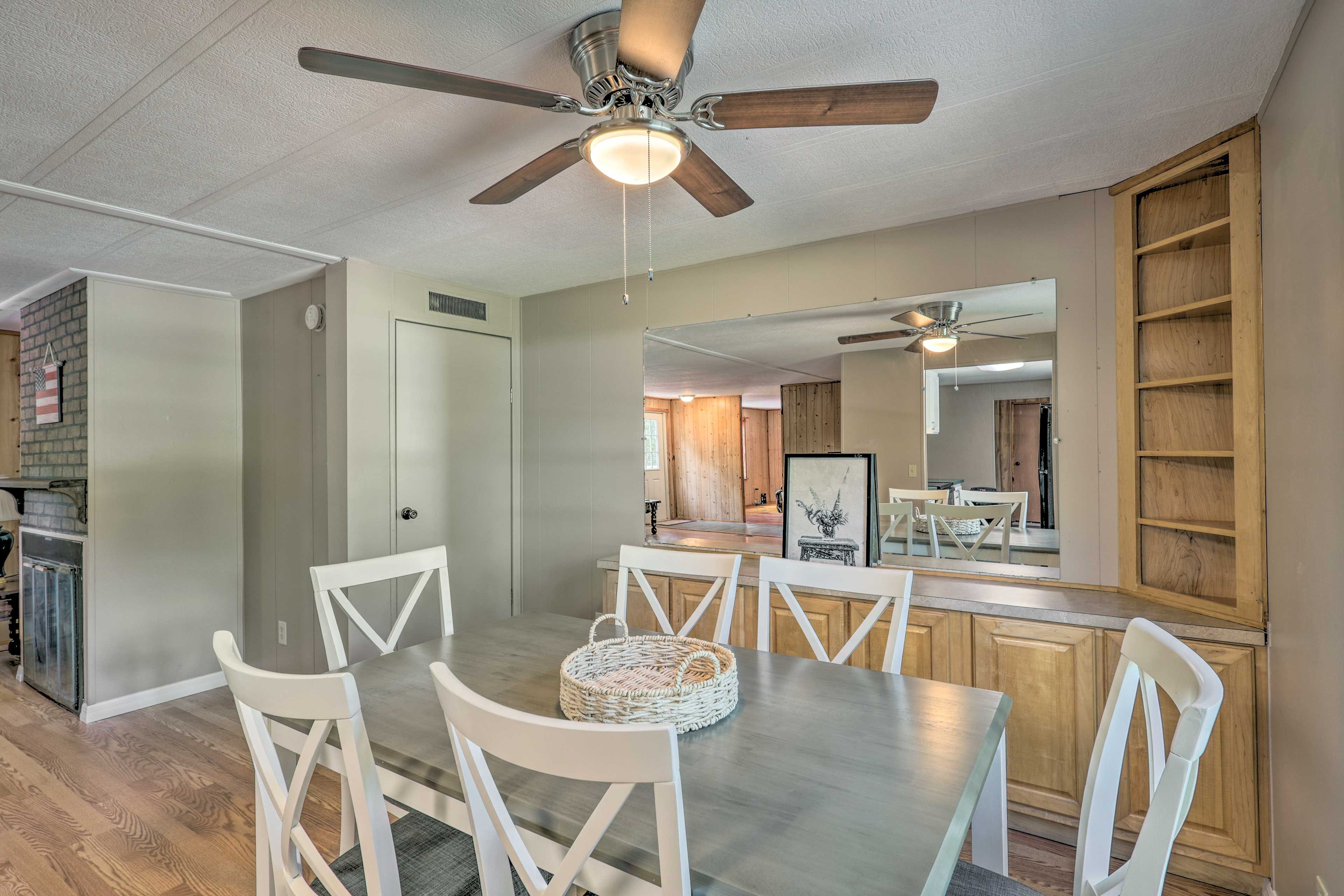 Dining Area | Cooking Basics | Coffee/Tea