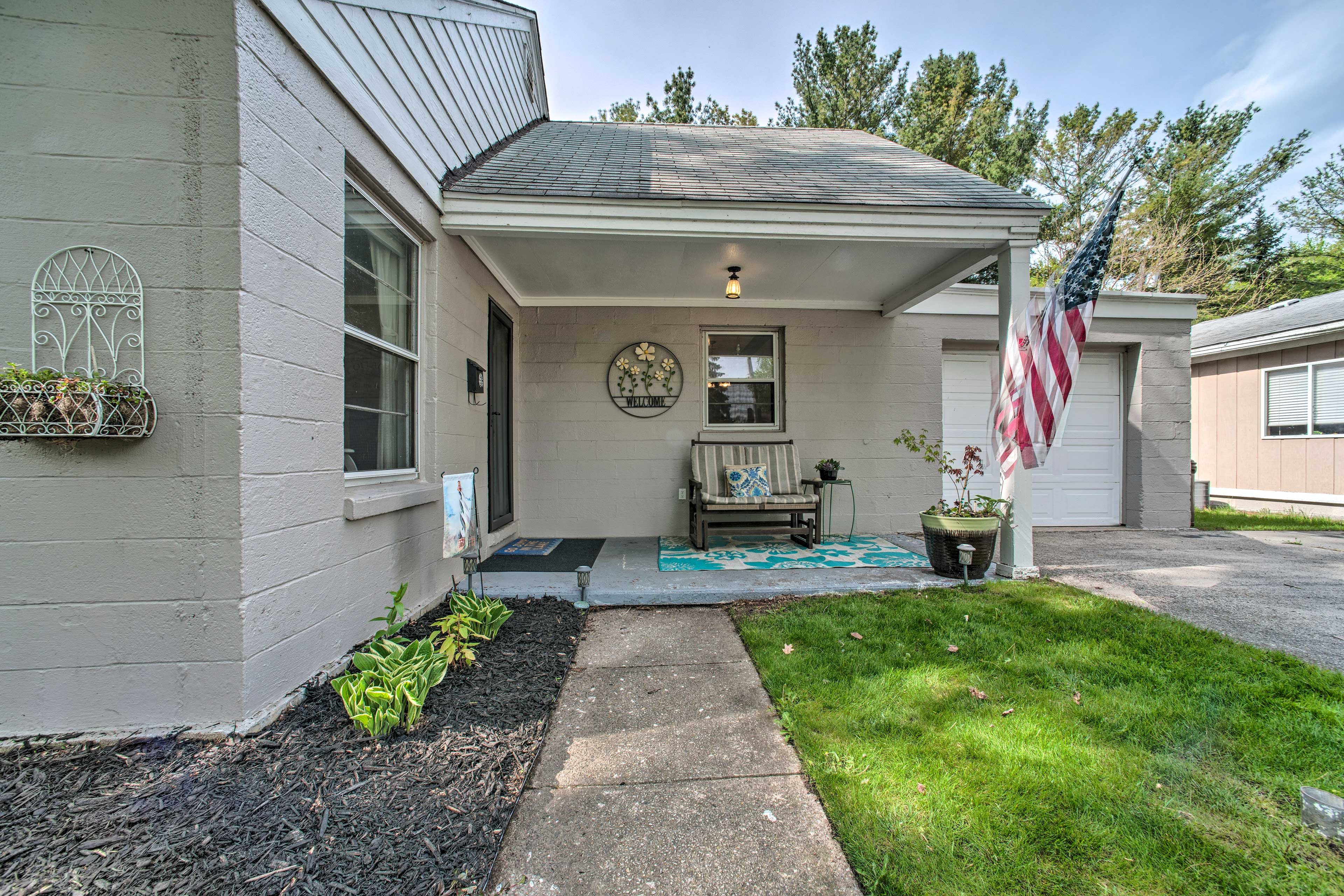 Front Porch | Parking | Driveway (3 Vehicles)