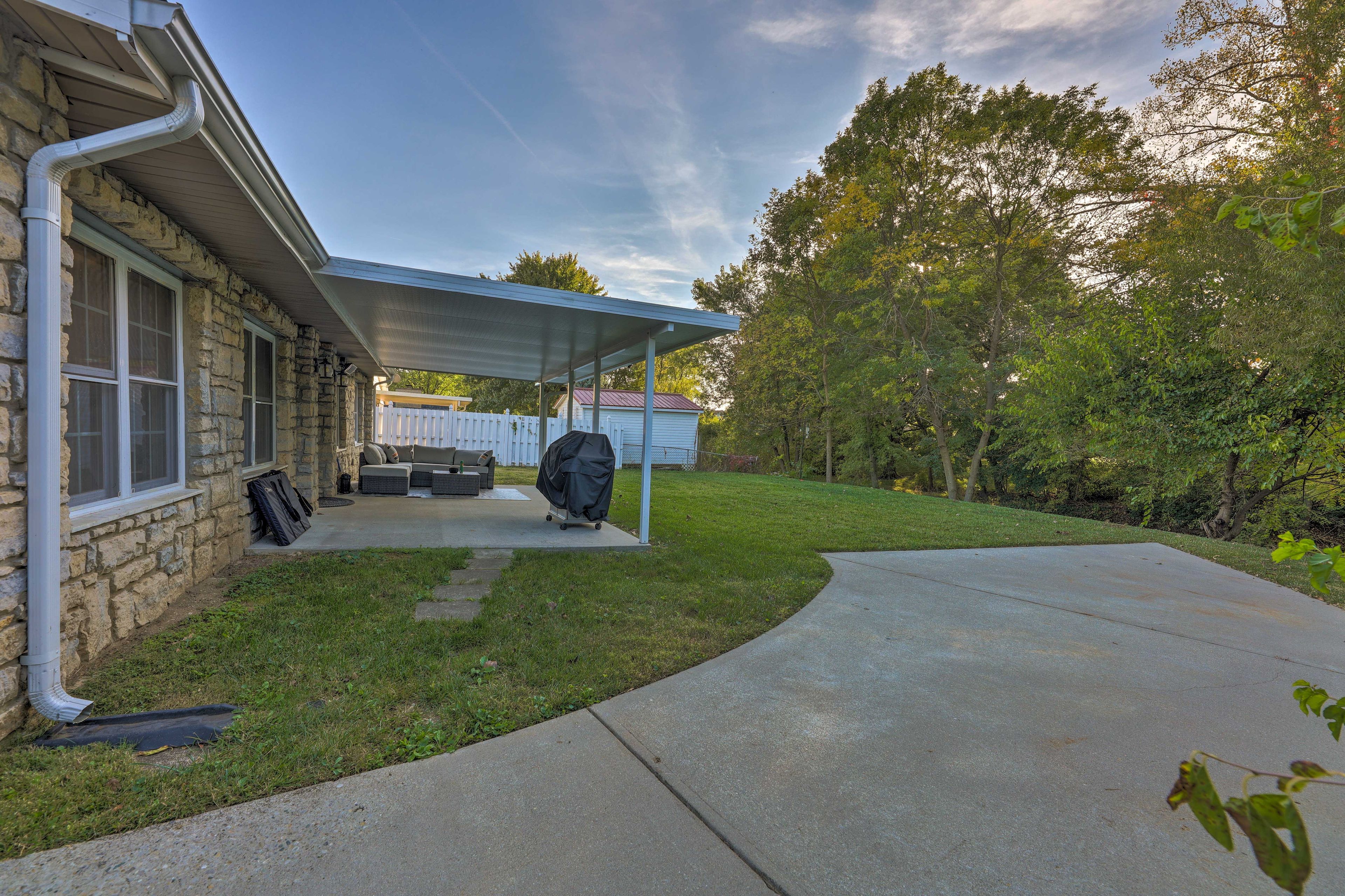 Backyard | Creek Access