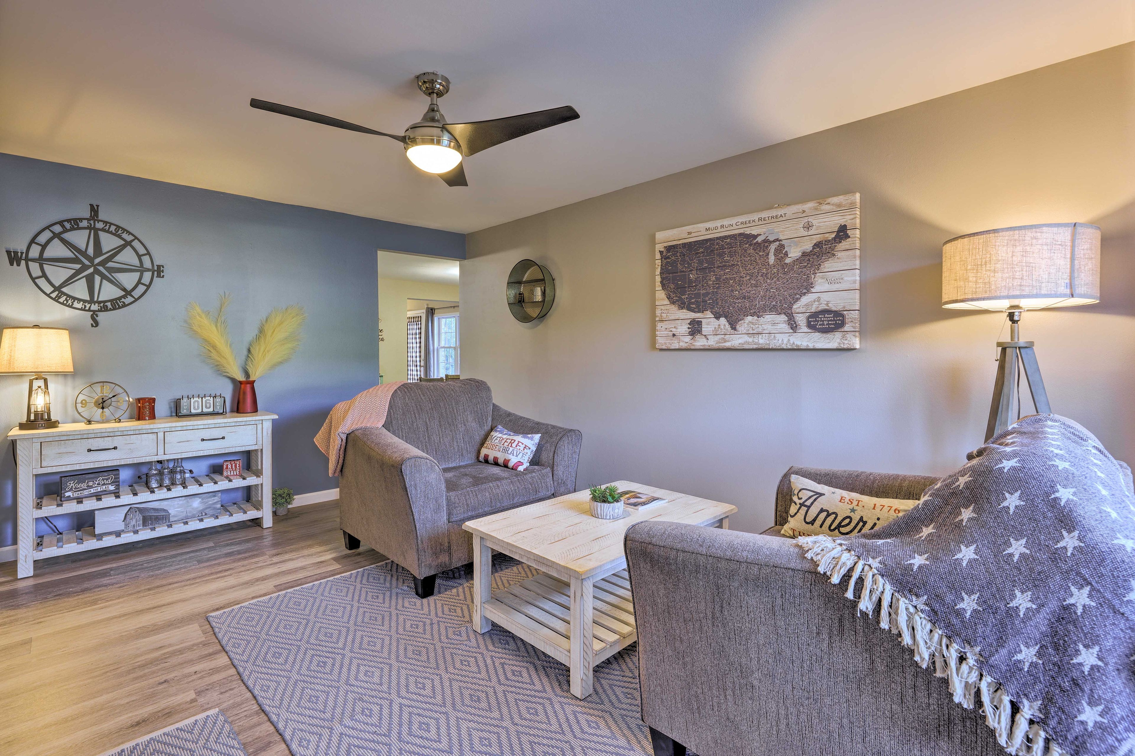 Entry Room | Keyless Entry | Free WiFi