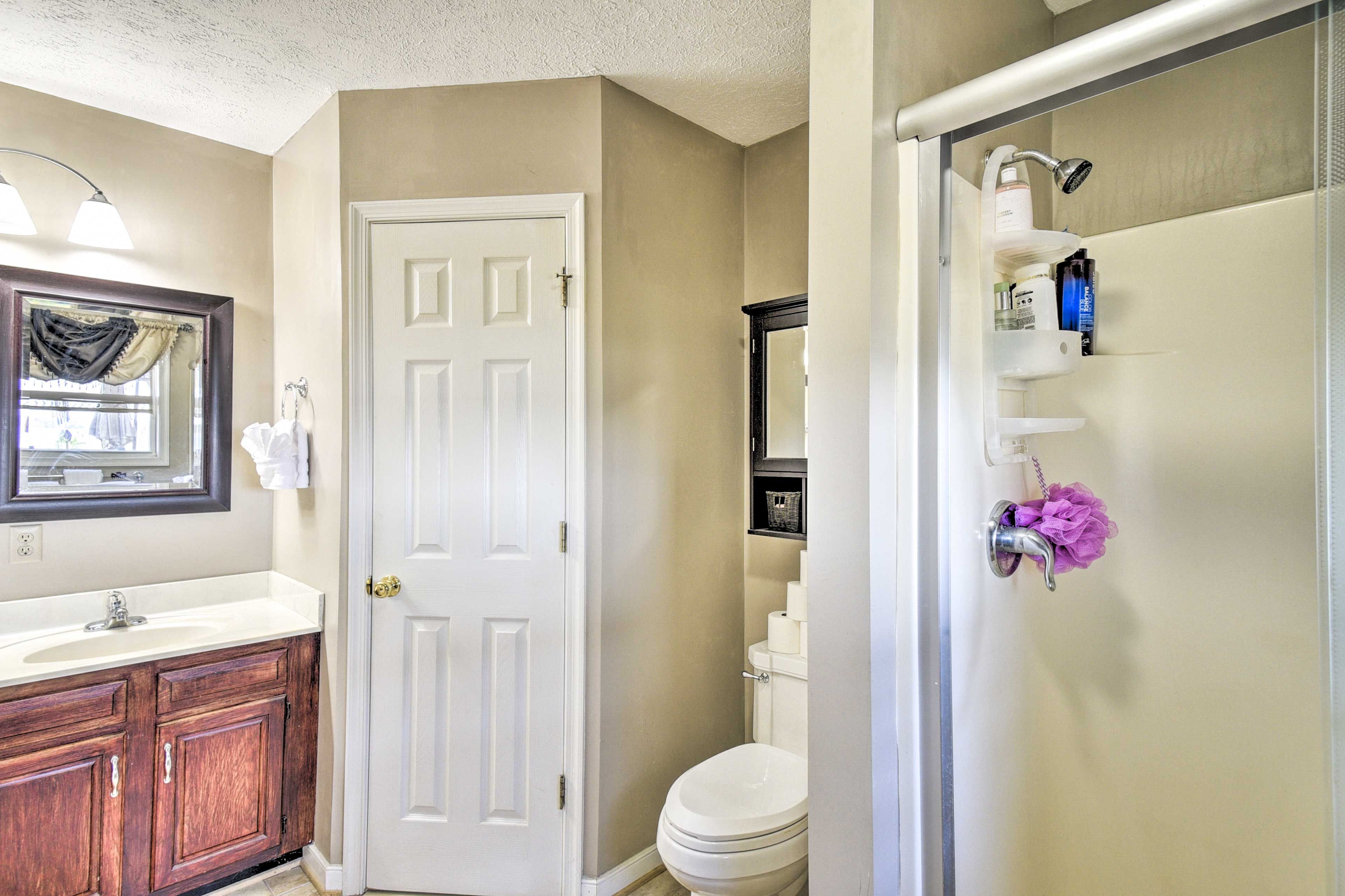 Full Bathroom
