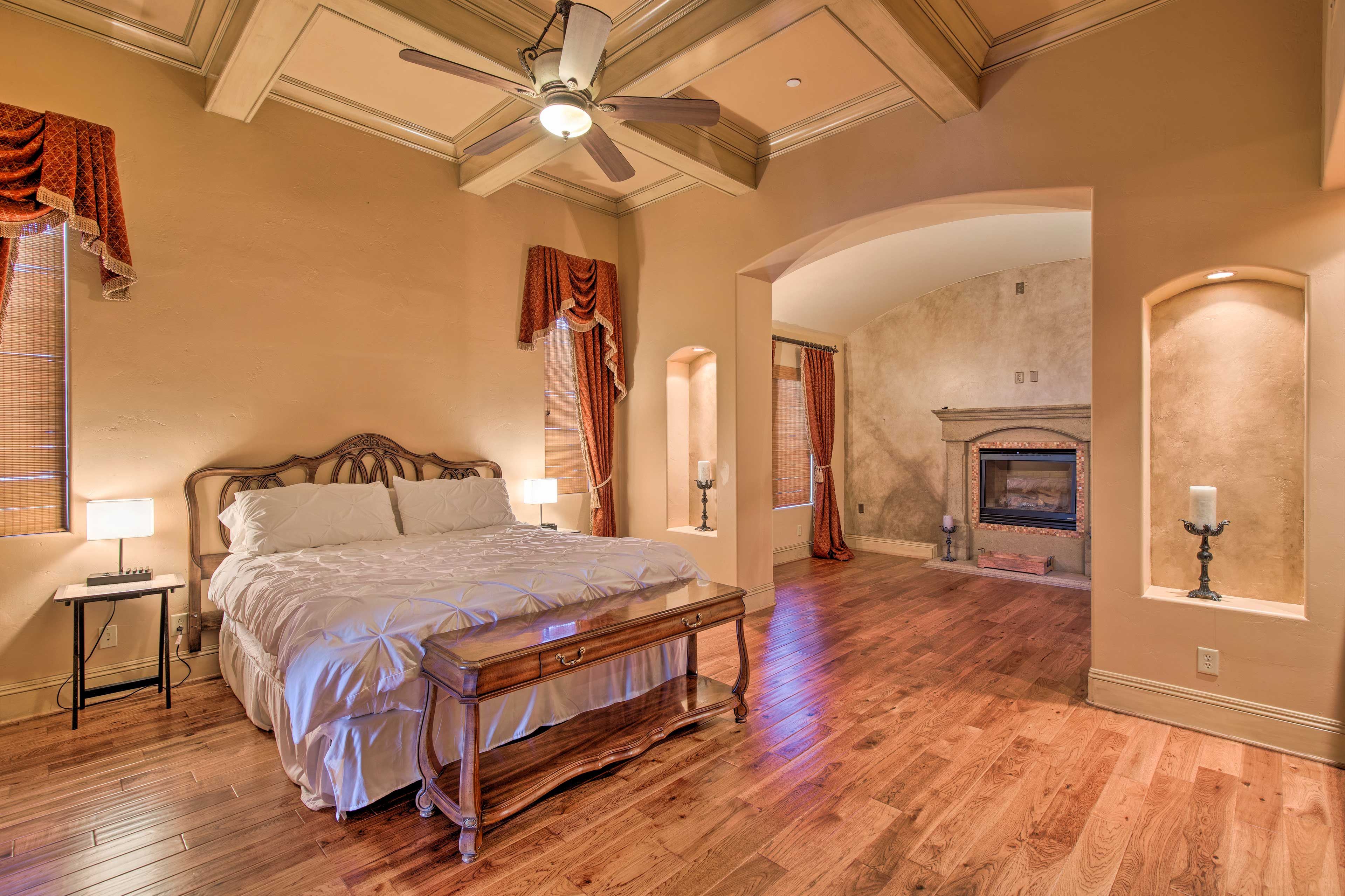 Bedroom 1 | California King Bed