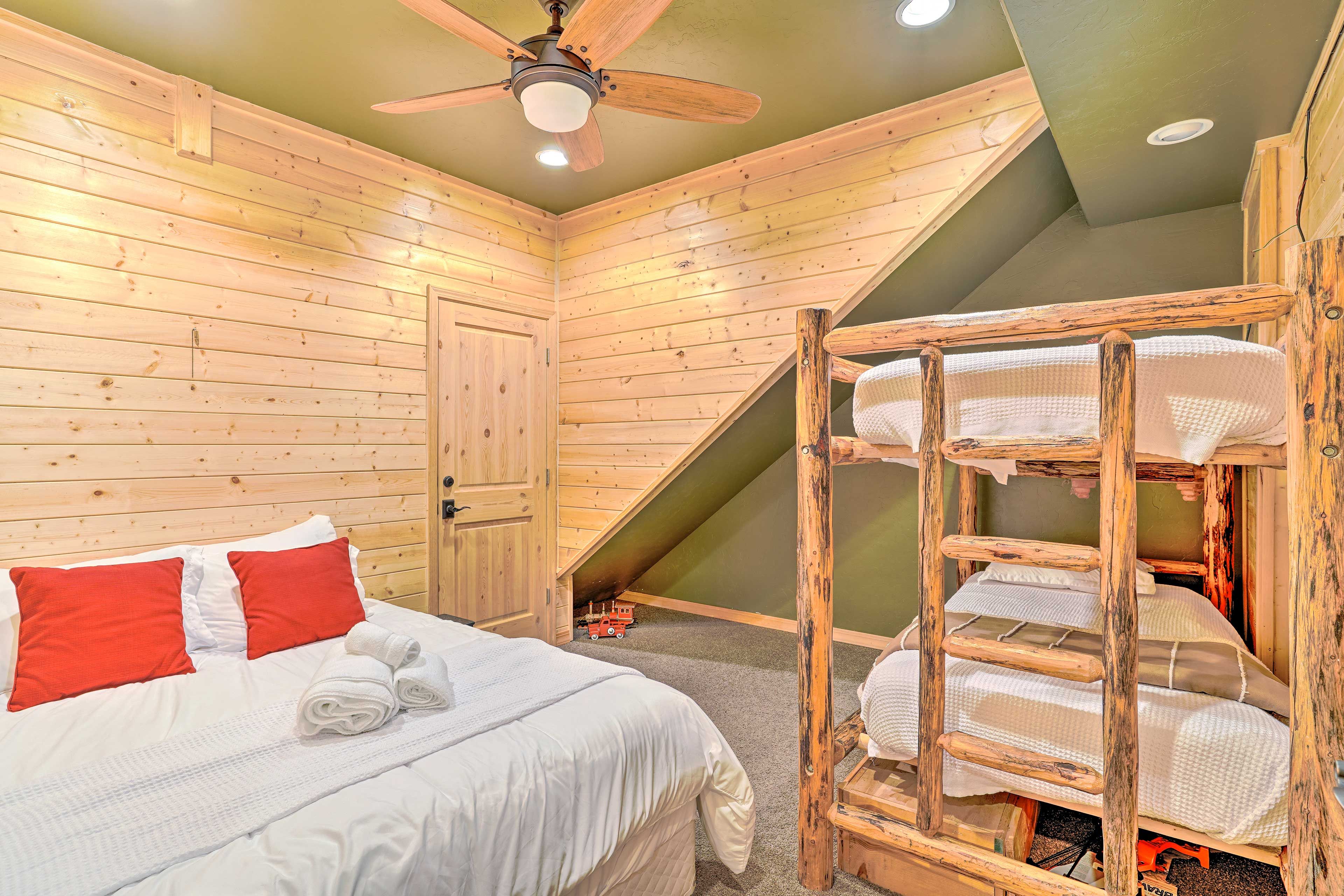 Bedroom 3 | Full Bed | Twin Bunk Bed
