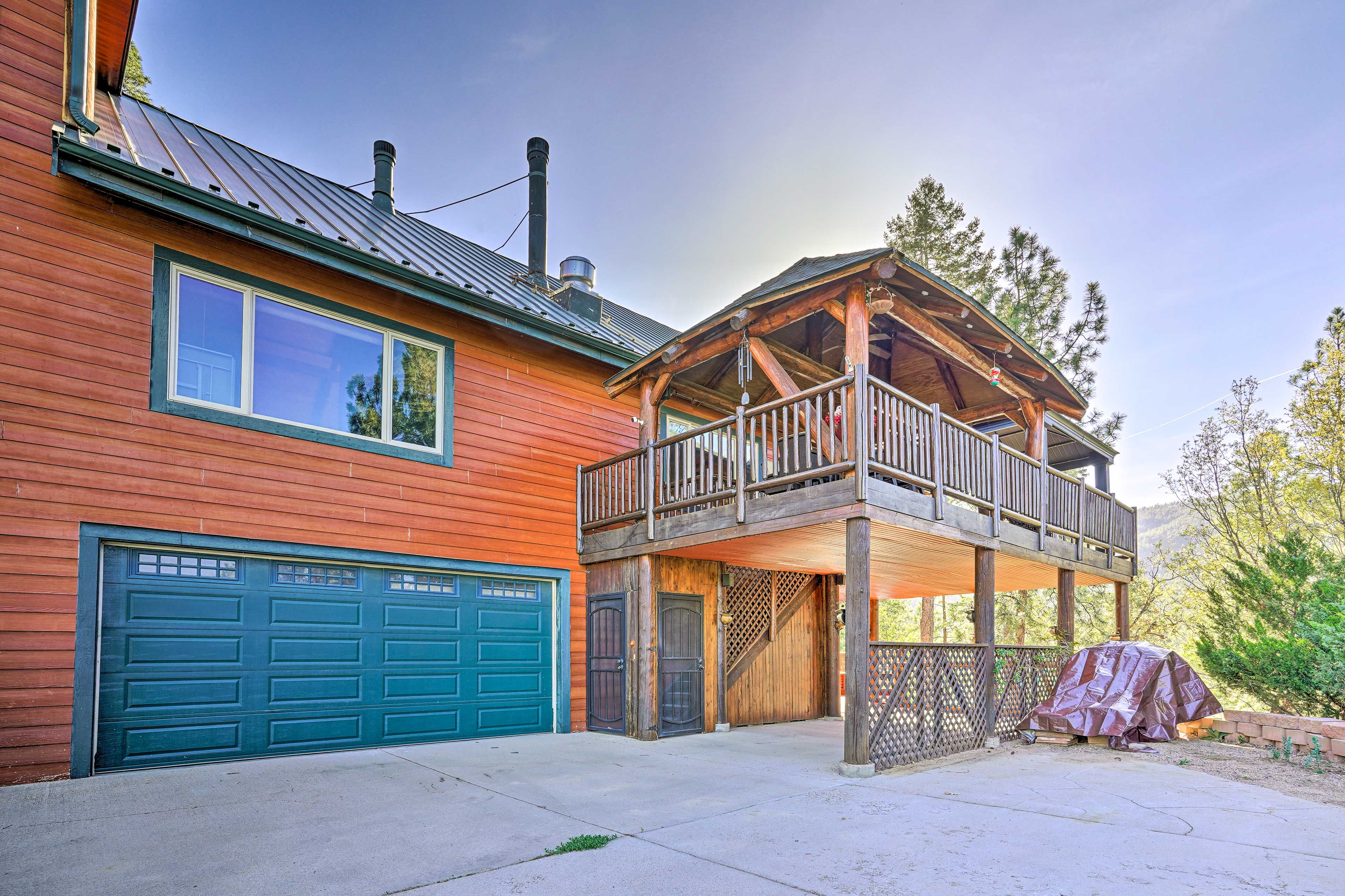 Parking | Garage (1 Vehicle) | Carport (1 Vehicle) | Driveway (3 Vehicles)