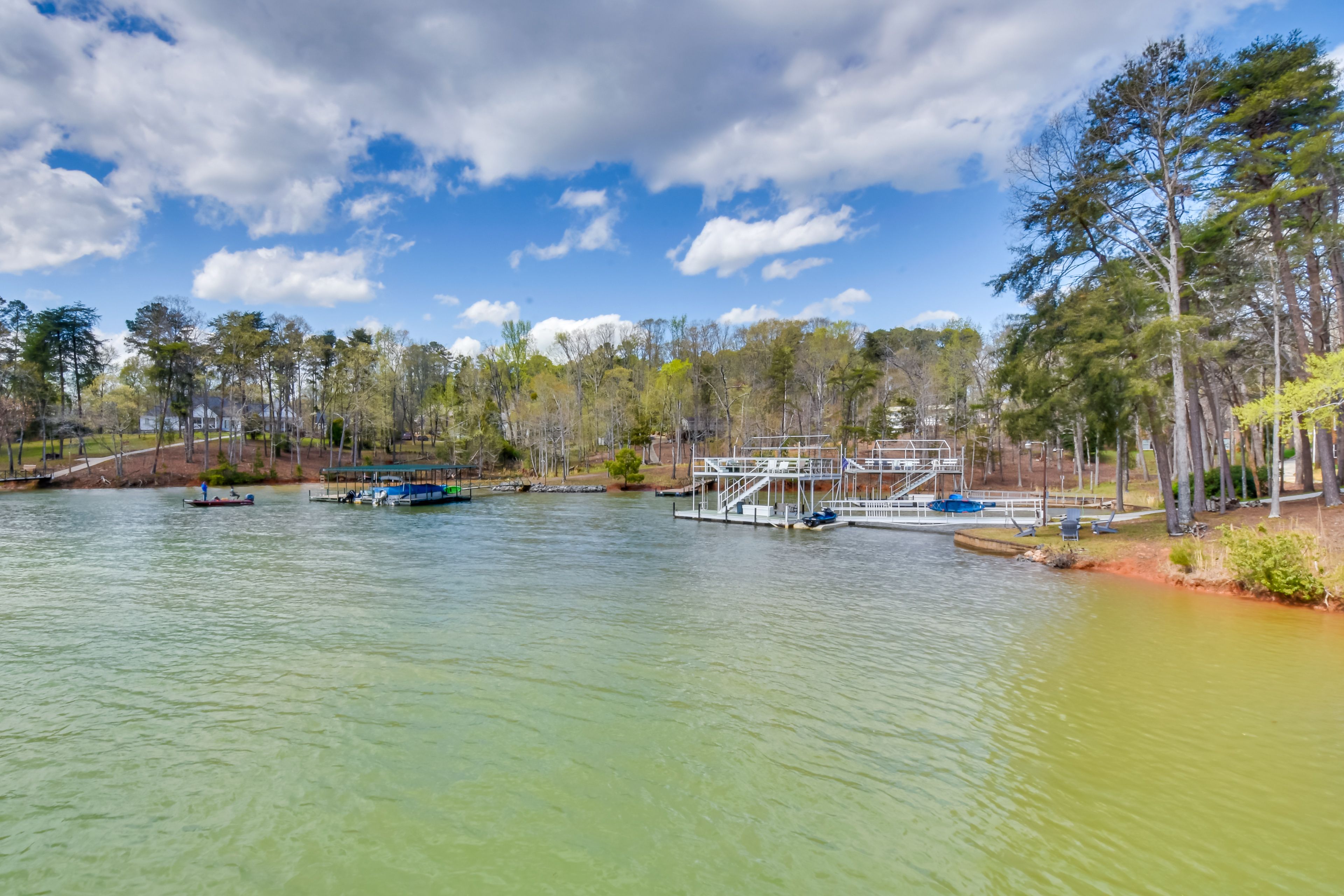 Lake Hartnell