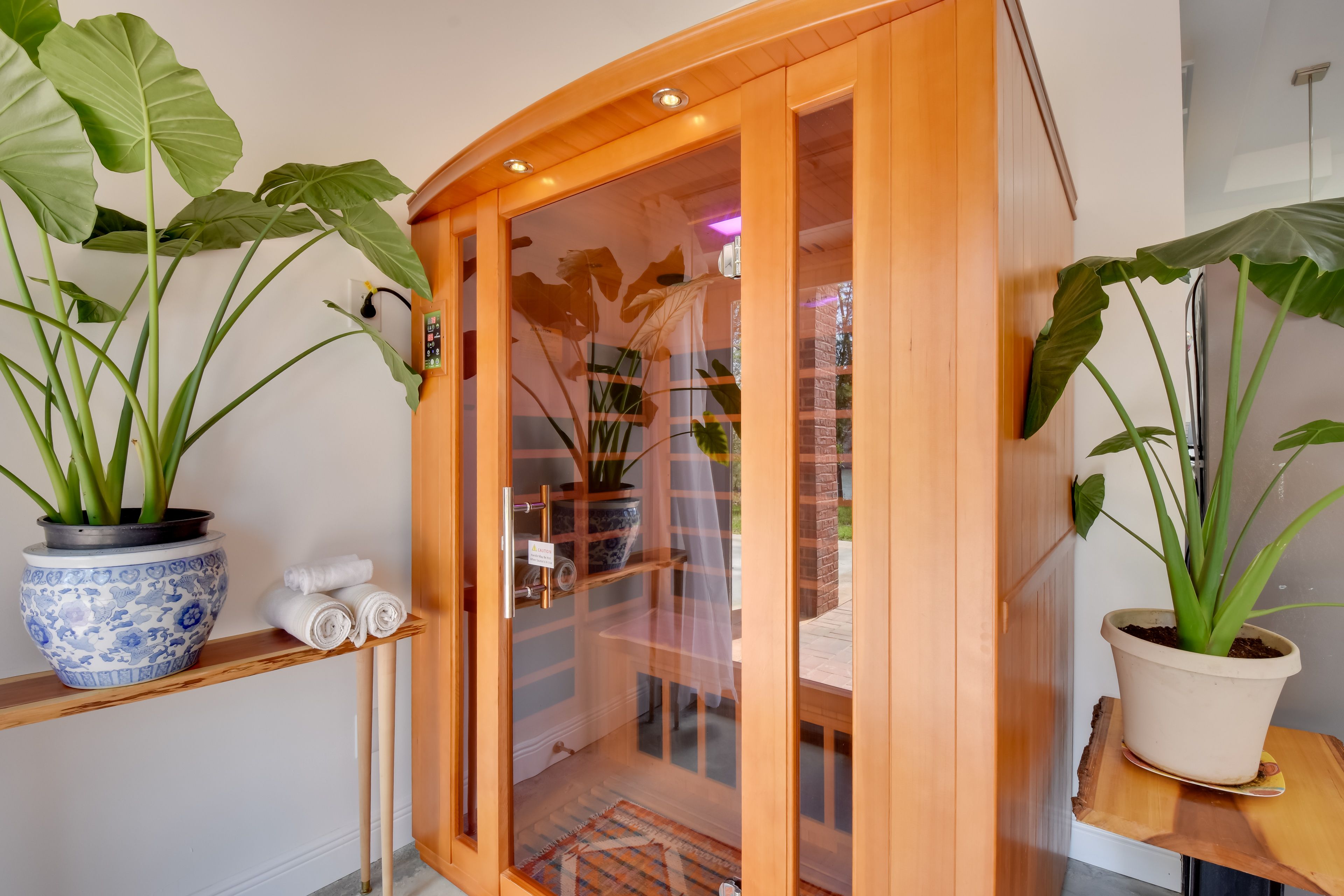 3-Person Sauna | Main Level