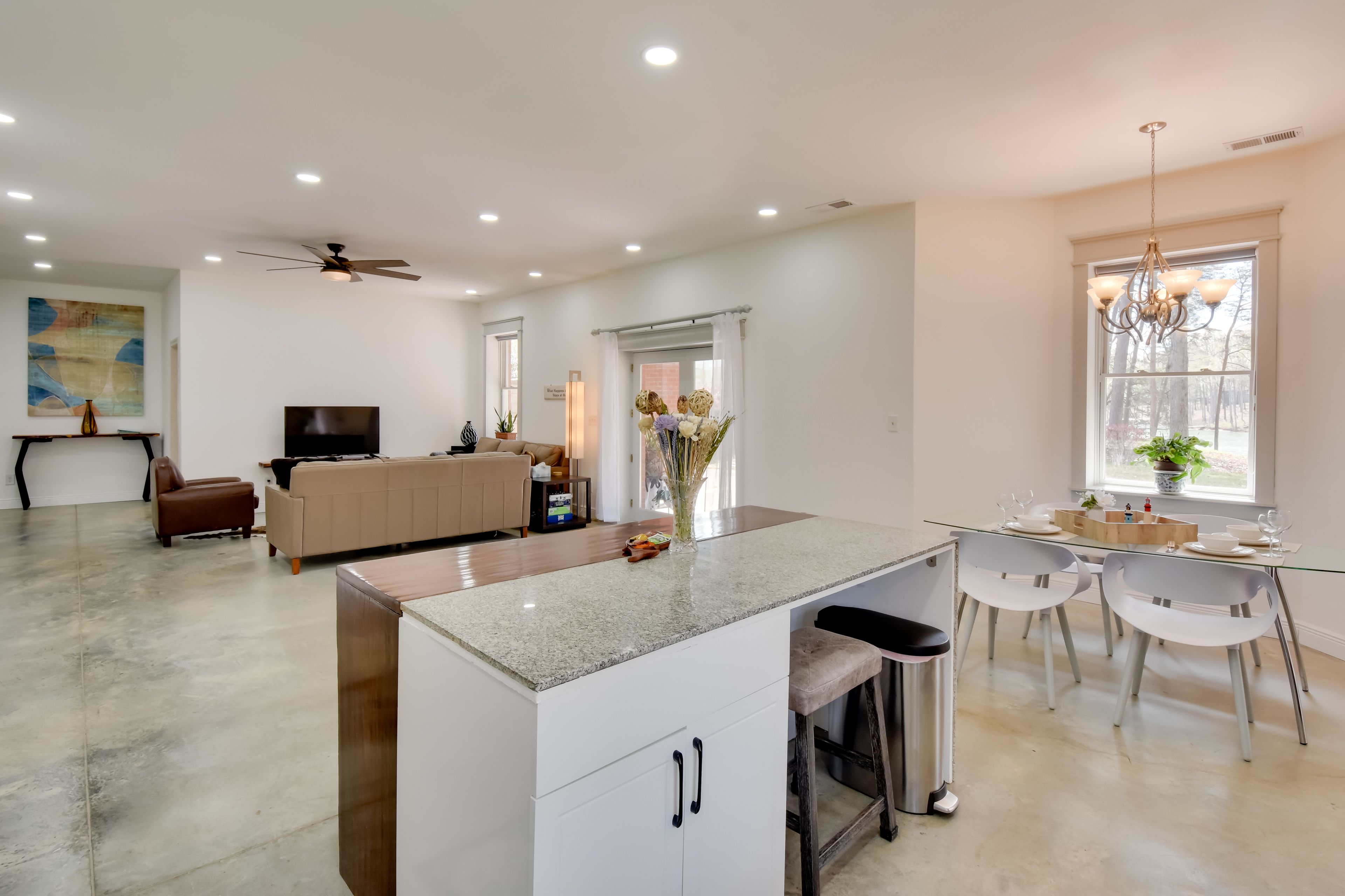 Kitchen | Dining Area | Dishware + Flatware