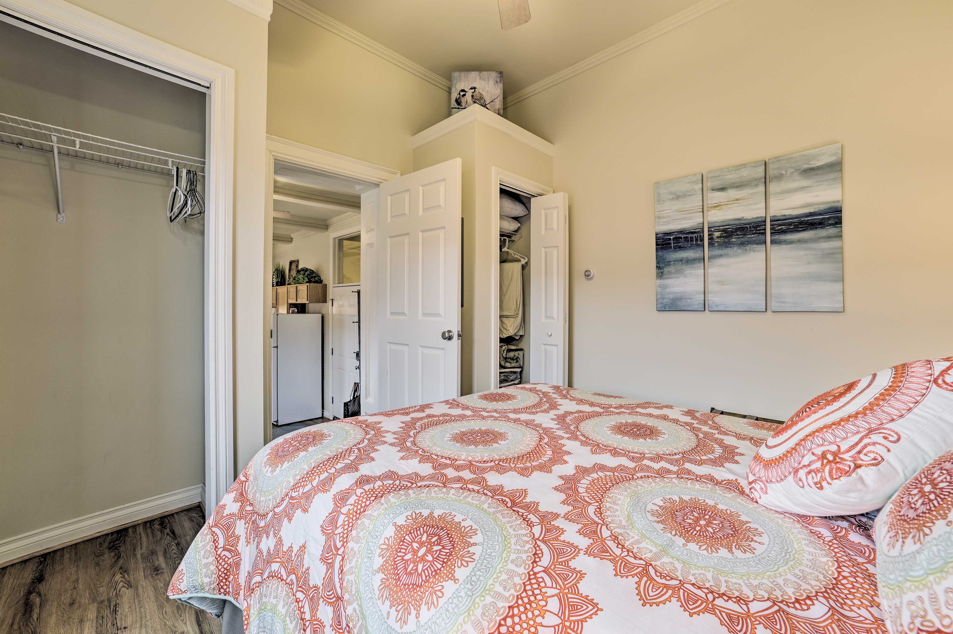 Bedroom | Linens Provided