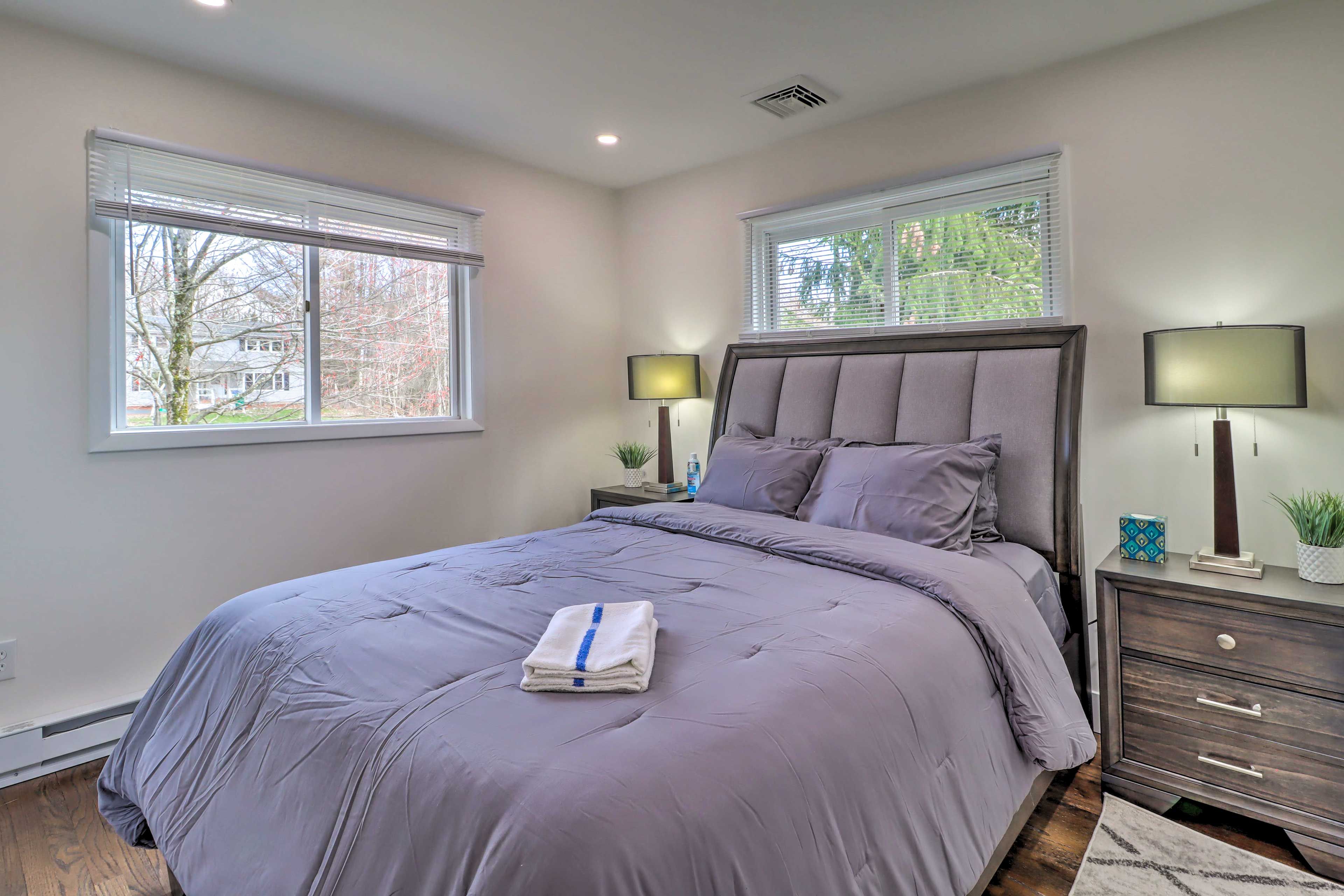 Bedroom 1 | Linens Provided