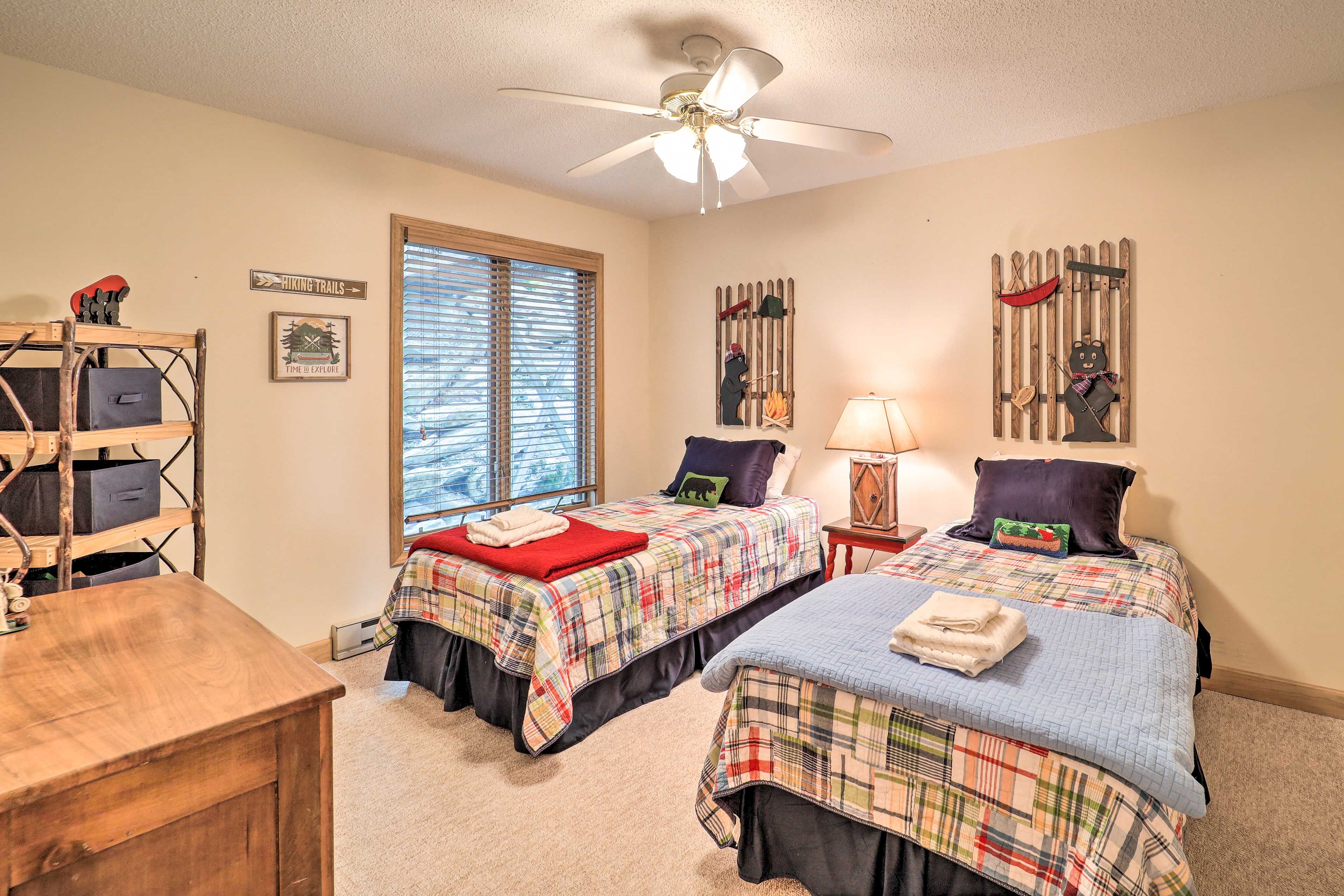 Bedroom 4 | 2 Twin Beds
