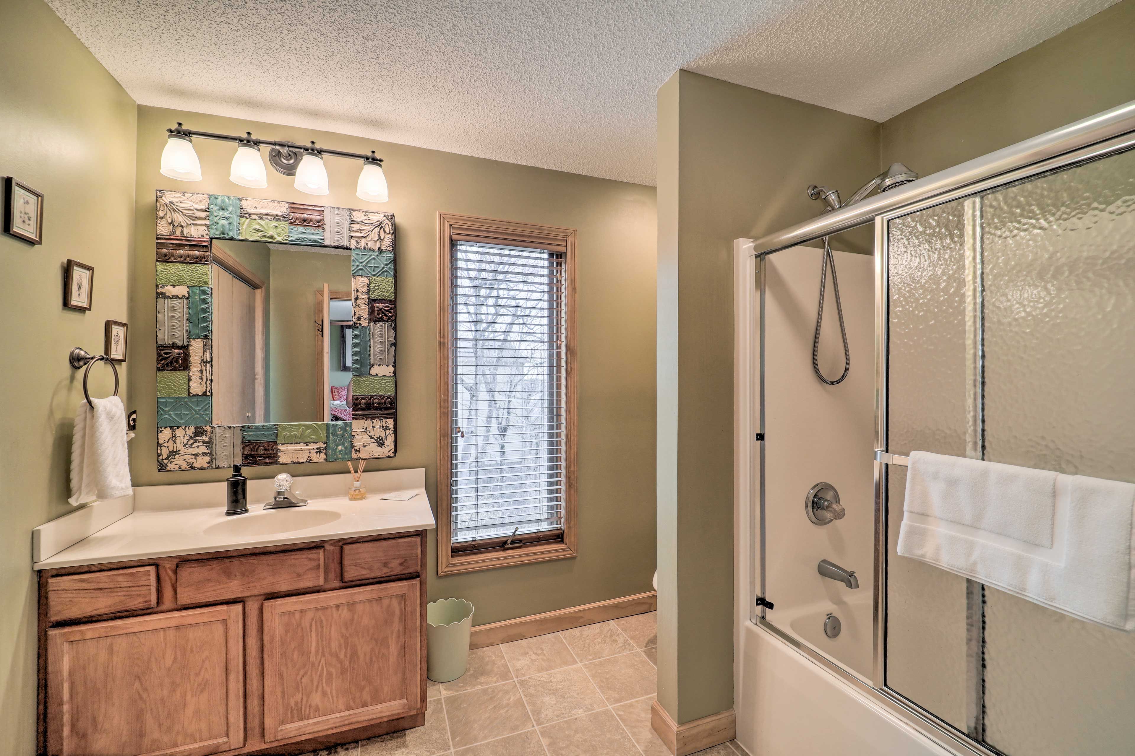 Full Bathroom