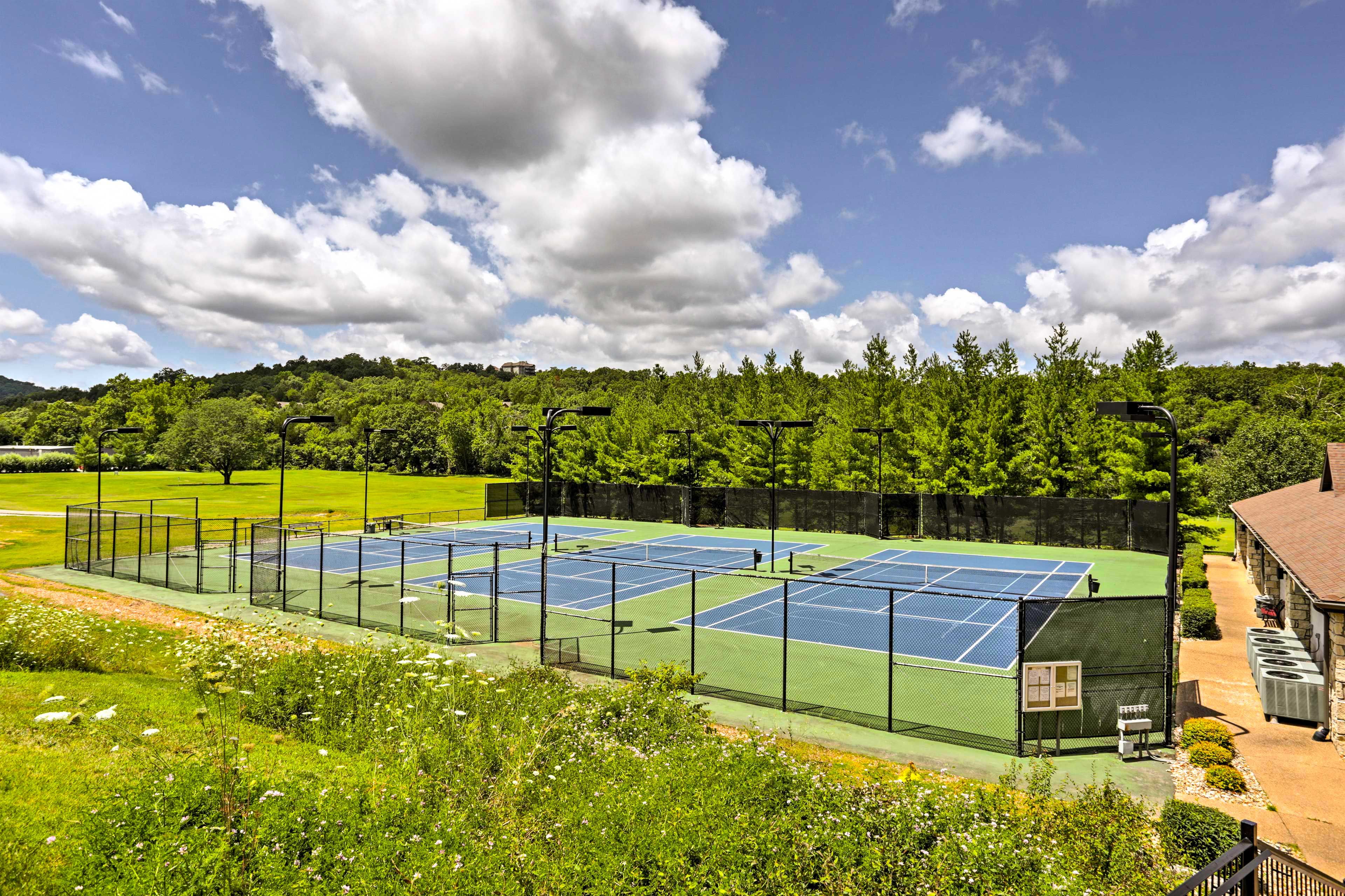 StoneBridge Community Amenities | Tennis Courts