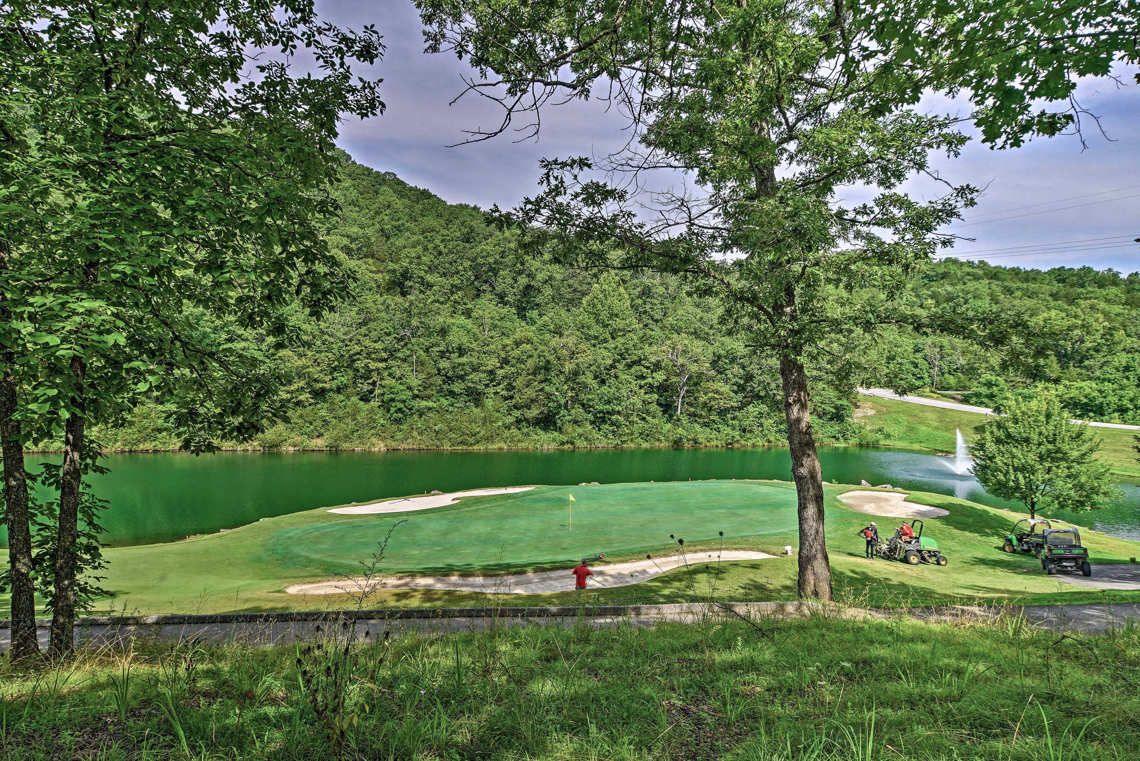 StoneBridge Community Amenities | Golf Course