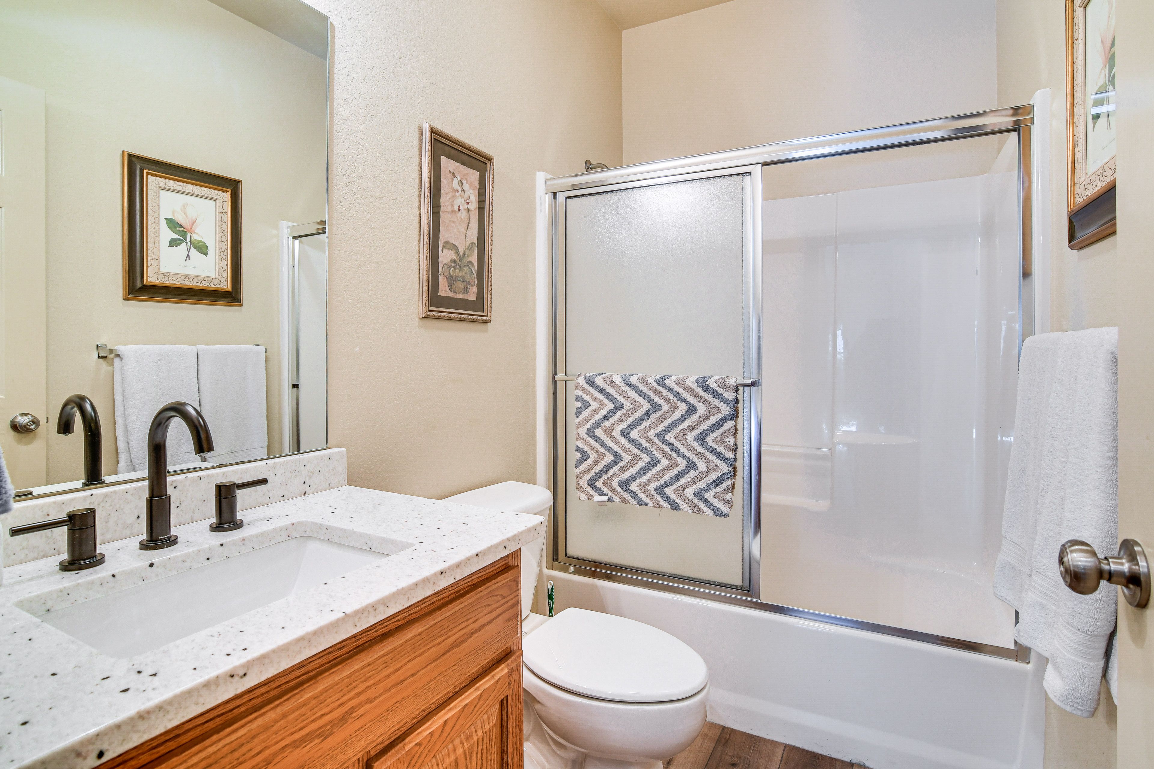 Full Bathroom