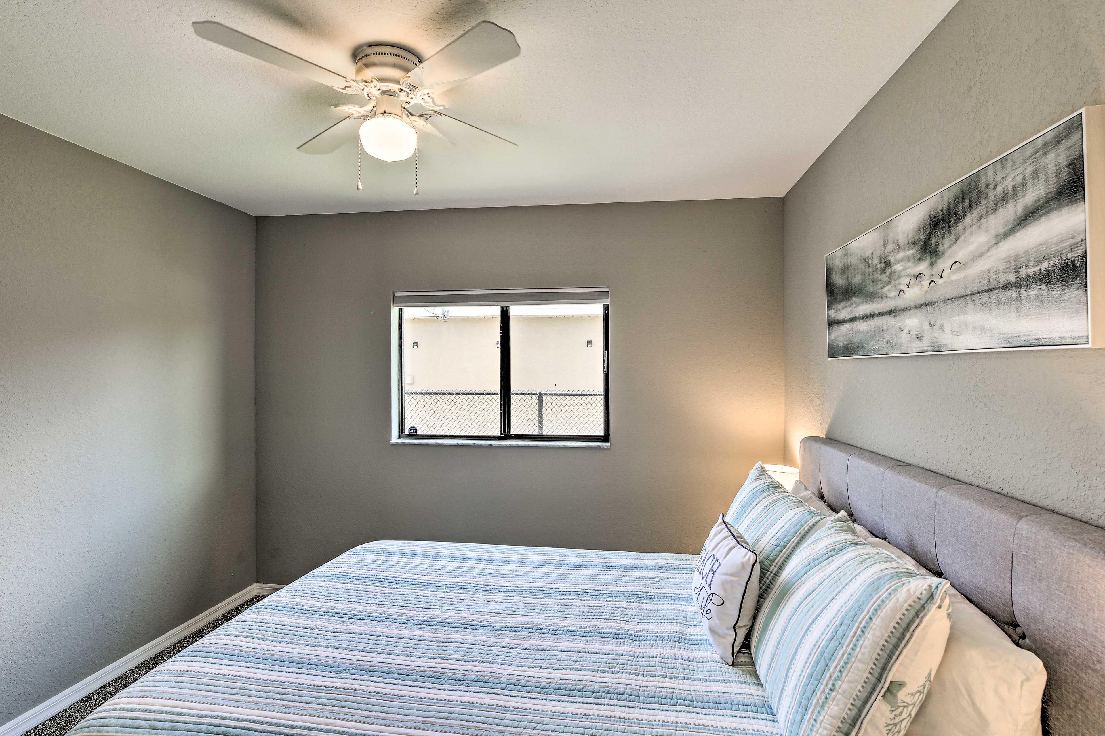 Bedroom 2 | Queen Bed