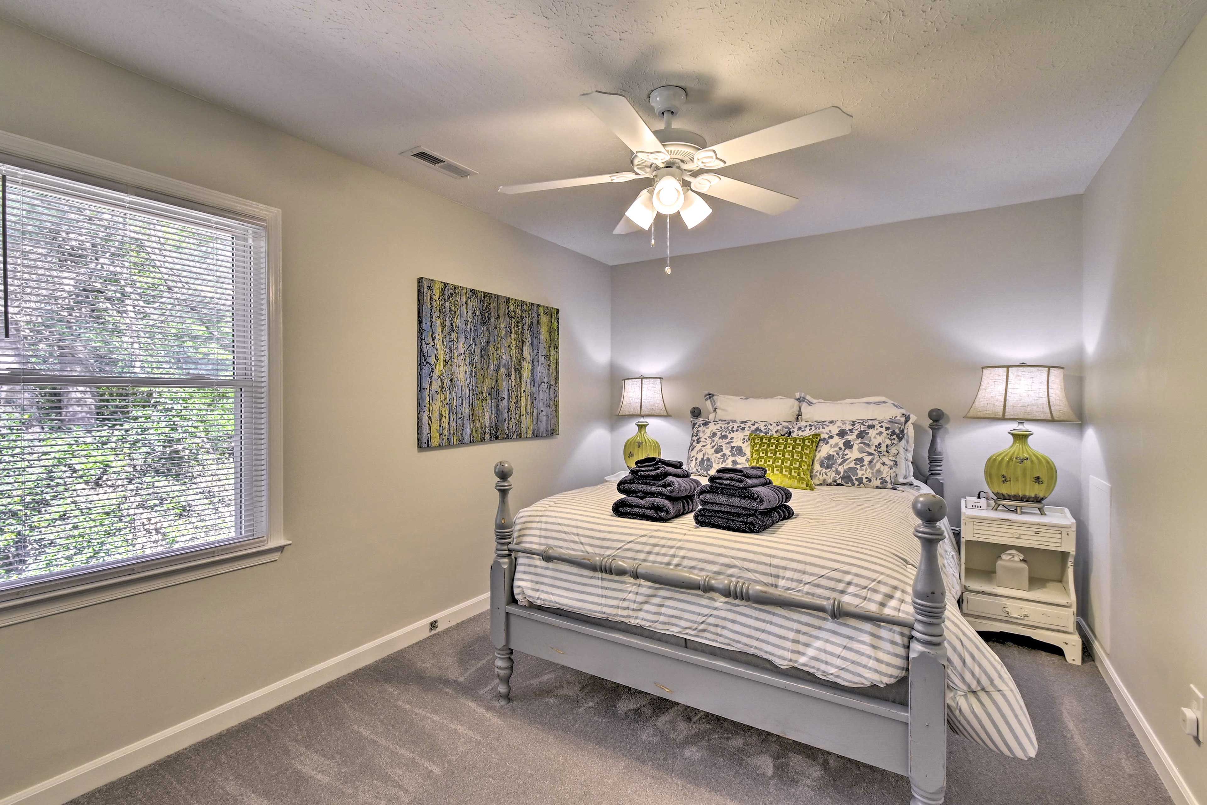 Bedroom 2 | Upper Level | Queen Bed